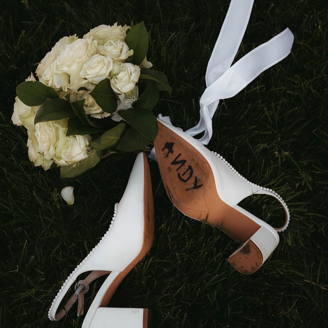 What is your favorite wedding day detail?
Wedding Planner: @aray_ofevents: Shauna, Olivia, Racheal
Ceremony Venue: ICD Chapel
Reception Venue/Catering/Bar: @grbicweddings_events
Photographer: @weddingsby.sarah
Photo Booth: @klik.stl
DJ: @dj.connection
Hair/MUA: Color Room