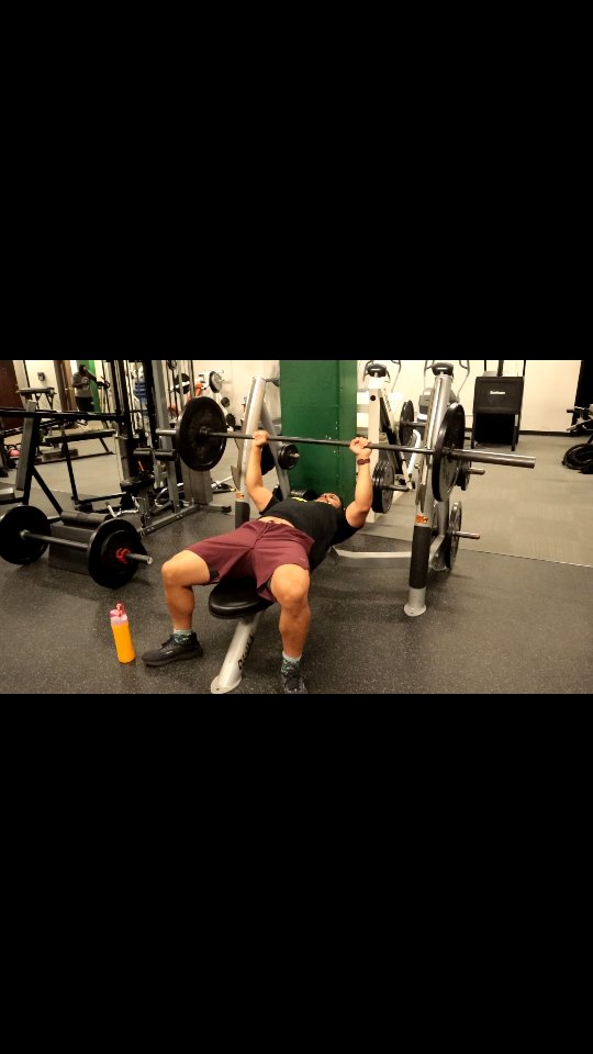 It's a bench type of week,
Do you want to increase your max lift, dm me and let's get started on your programing
#buffalotrainer #buffalofit #buffalopersonaltrainer #strengthcoaching #activegamerfitness