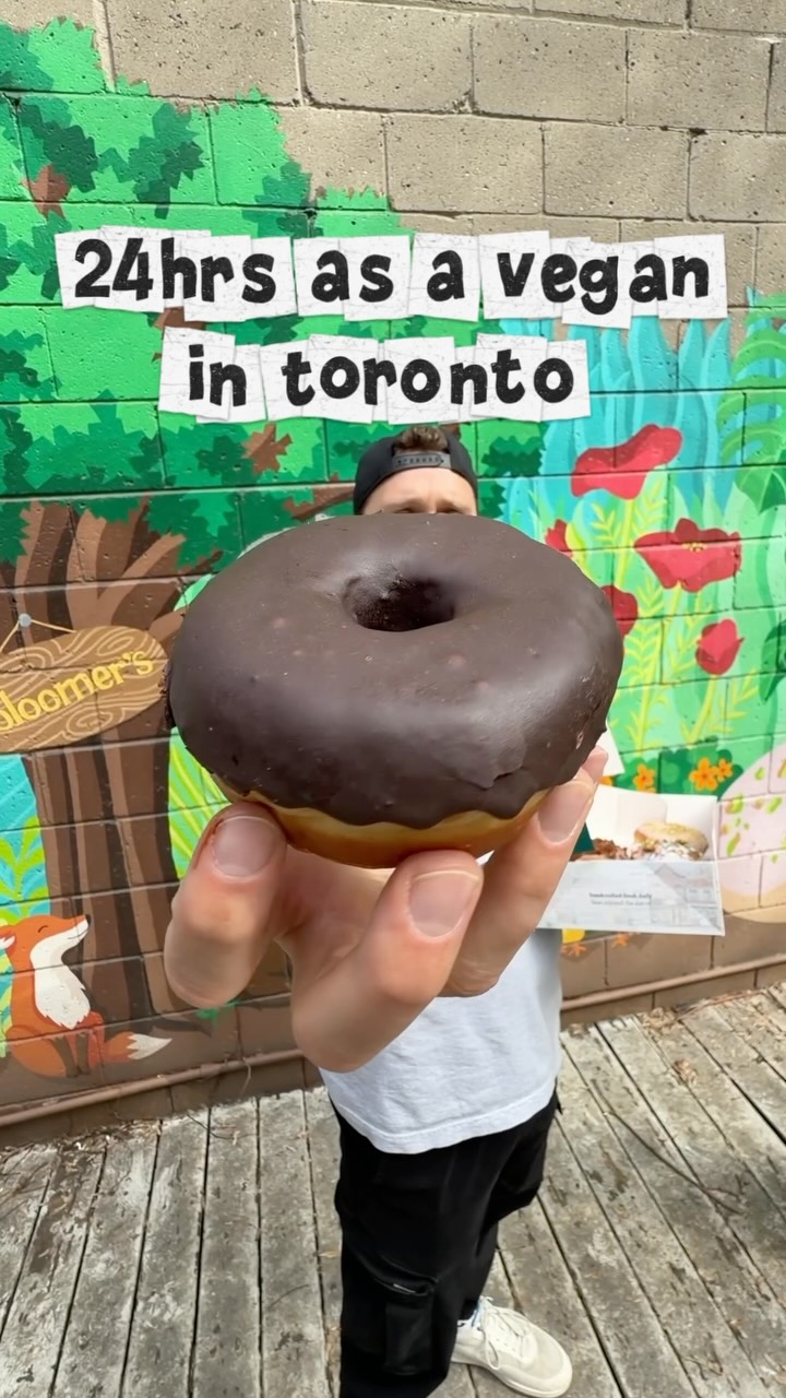 These three deals are live right now and only found on Plant Curious! 🌱🙌🤗 @bloomersto @avo.organic.kitchen @la.vegan1
Bloomer’s: BOGO Donuts or Buy 1 Coffee/Matcha 12oz Drink, Get 1 Free Donut 🍩☕️🍩
Available at all 5 Bloomer’s locations including Burlington, Mississauga and all Toronto spots! Save up to $5 with your deal 🙌🌱
AVO Organic Kitchen: Buy 1 Get 1 Free (Choose any two items from the ENTIRE menu!! Save up to $18 with your deal 🙌🌱
AVO is the newest fully vegan restaurant in Toronto serving up a wide variety of epic plant-based dishes.
LA Vegan: Get $8 off a veggie combo for one or $13 off a veggie combo for two 🙌🌱
LA Vegan is a fully vegan Ethiopian spot in Toronto that is absolutely worth a visit or ten.
If you’re already a Plant Curious member you know what to do!
If you’re new to Plant Curious you can join today for literally just $1/month for your first 6 months! Save more than your entire first 6 months with the very first deal you use ✨🌱
Every new member helps us on our mission to help the local plant-based scene thrive.
Create your account on the Plant Curious website: thisisplantcurious.com
What vegan-friendly restaurant will you check out first 👀🤗
#torontovegan #torontoeats #plantbasedtoronto #torontofood vegantravel finding the best vegan eats in toronto