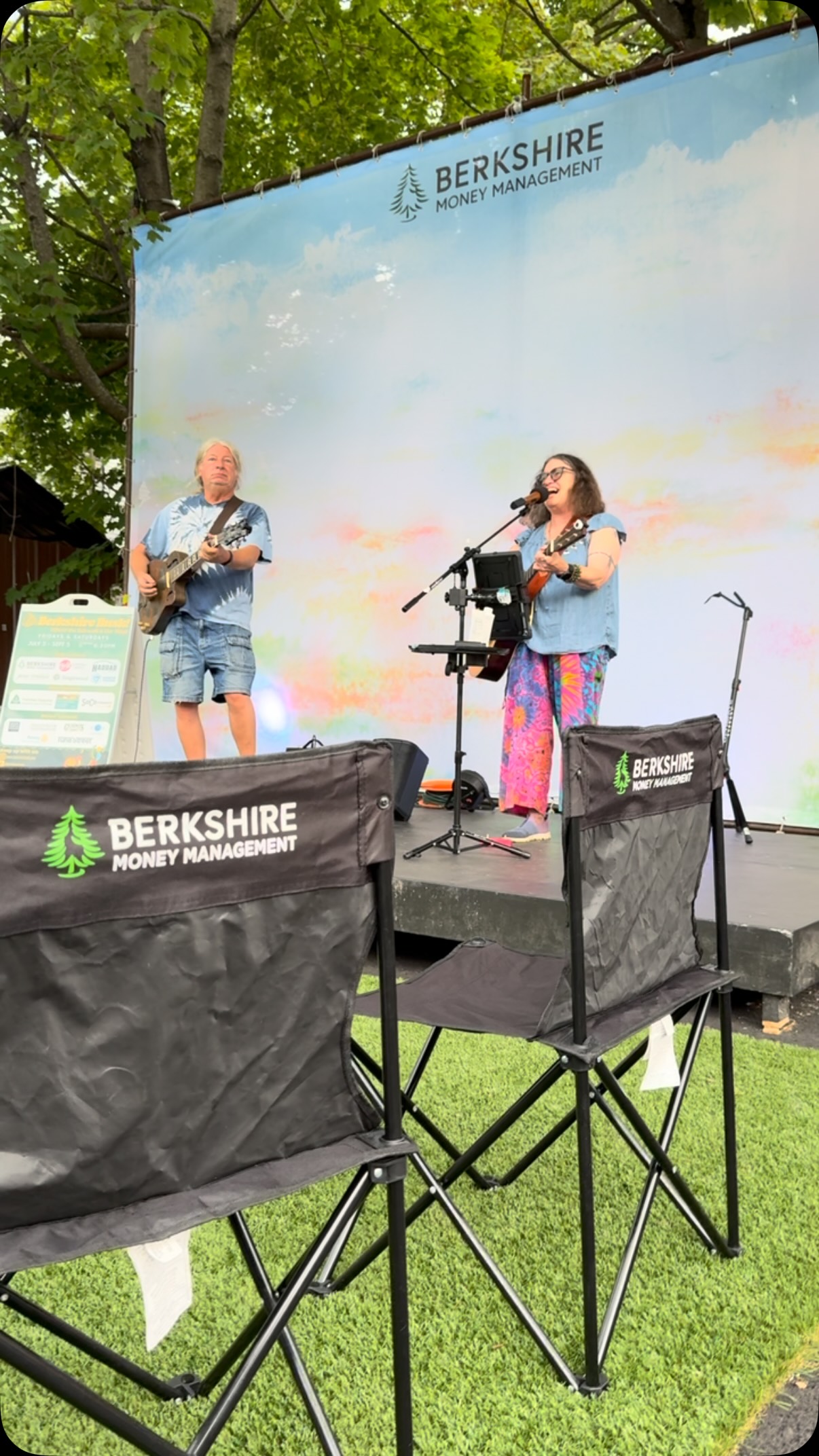 Welcome back Rick and Marilyn! You can find this duo at the @berkshiremm stage 🎶