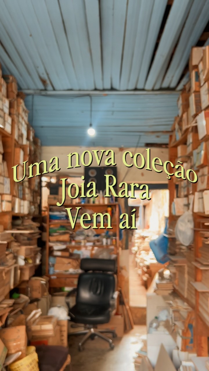 Uma nova coleção #joiarara vem aí 💎✨🗝️🩵
.
.
@biaalmeidaatelie & @joiarara_imoveis
.
.
No final do vídeo já tem um pequeno spoiler 🤭