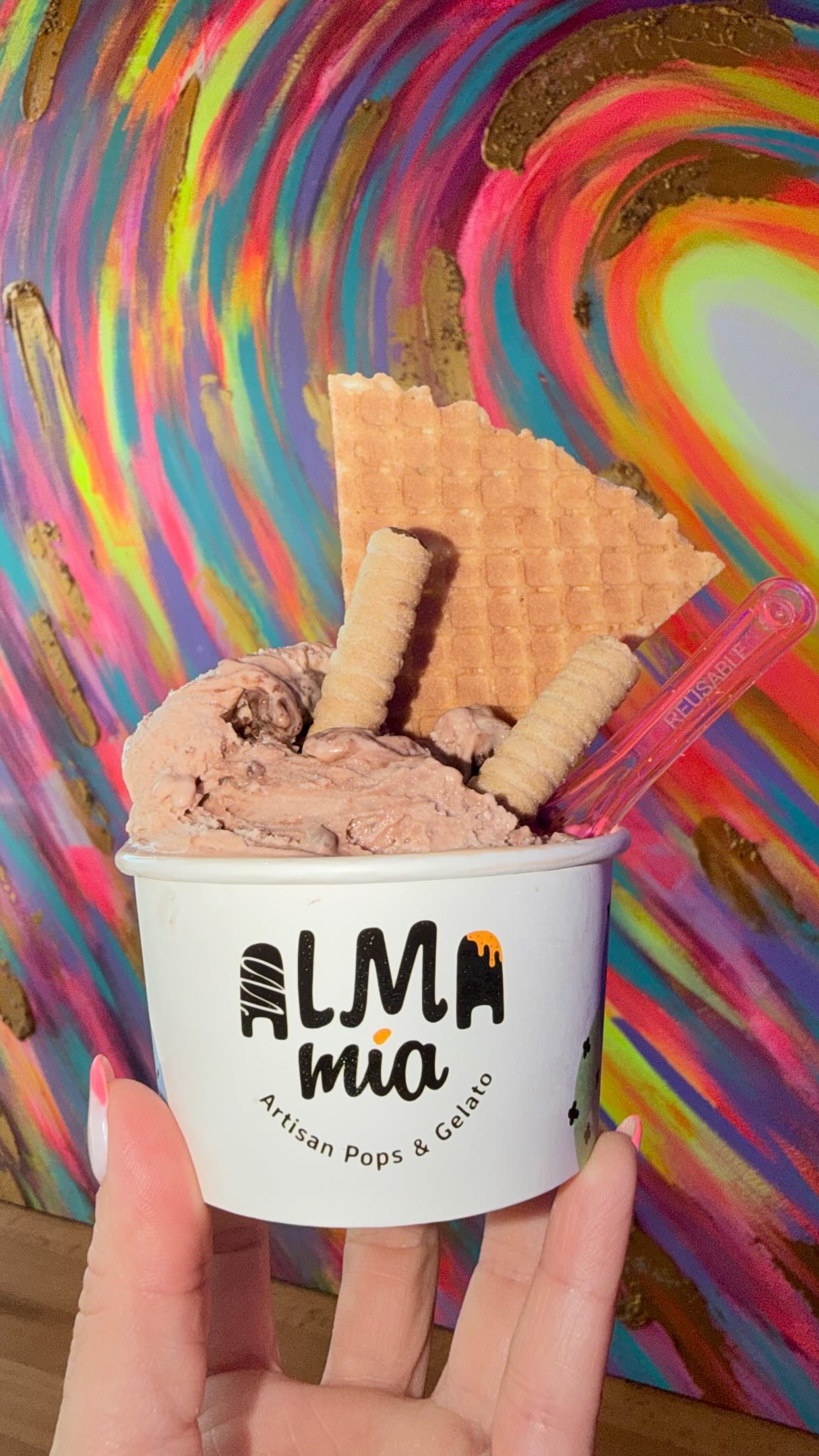 Si sabes, sabes… 👀🍫 Pirulín + gelato = la combinación perfecta 🤤🍦
#almamiagelateria #gelatolovers #pirulinlover #gelatotime