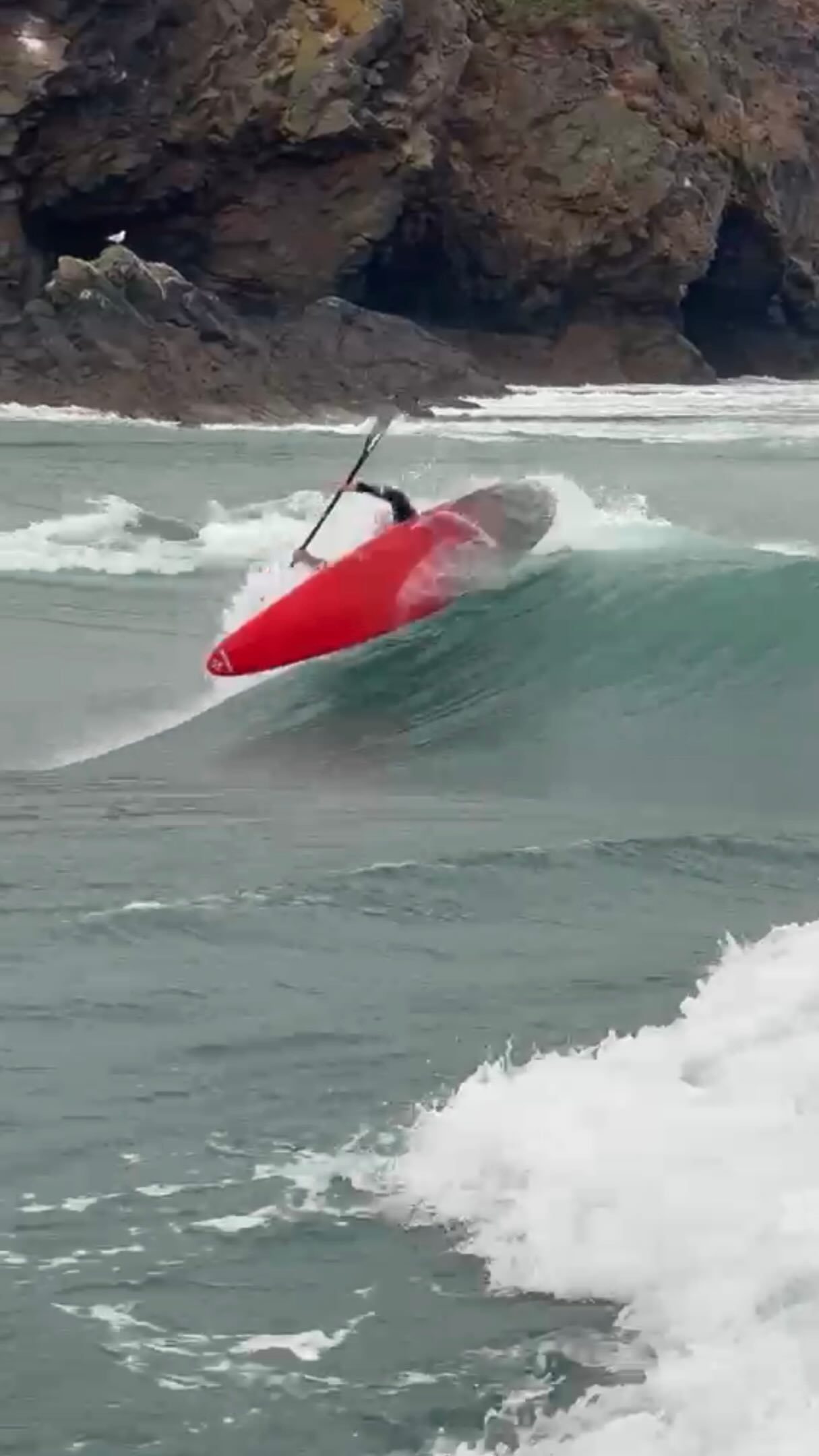 I never thought a plastic surf kayak could rip this good! So much fun out at the Falls of Dafydd on Saturday morning, the Palm x Hobson eclipse was ripping!!
#HobsonKayaks #Palmequipment
🎥 @huwkayak