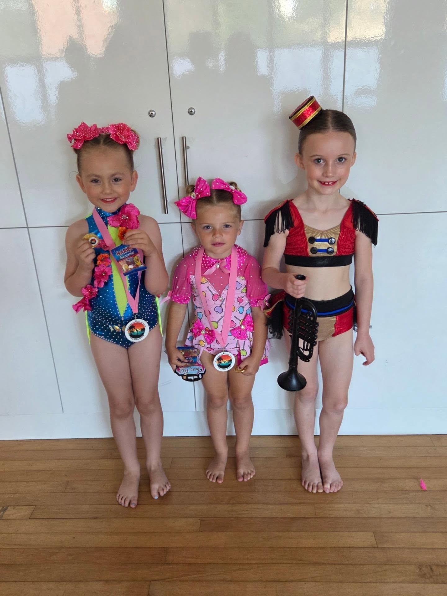 Summer Special Dance Festival ☀️
Throwback to last weekend! What a fab time we had ❤️
#lmpa #lisamarieperformingarts #dancecomps #summer #proud