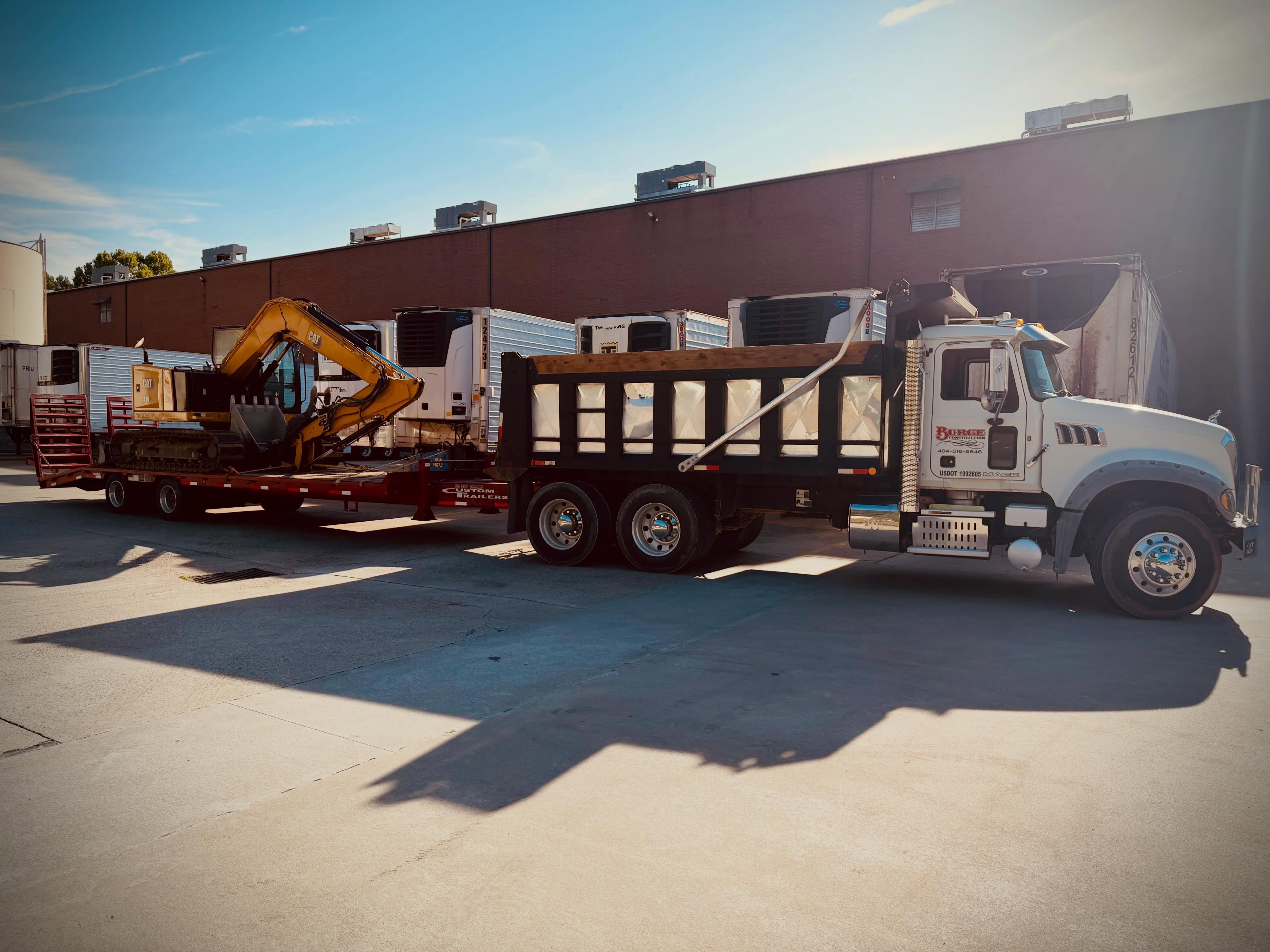 People: “Gas prices are crazy.”
Construction guys: “Hold my diesel.” 😂
Good thing every mile gets us one step closer to helping another customer get their project done.
What’s your guess… how many gallons of fuel do you think this machine burns in a full day? ⛽👇
#BurgeConstruction #ConstructionLife #DieselLife #HeavyEquipment