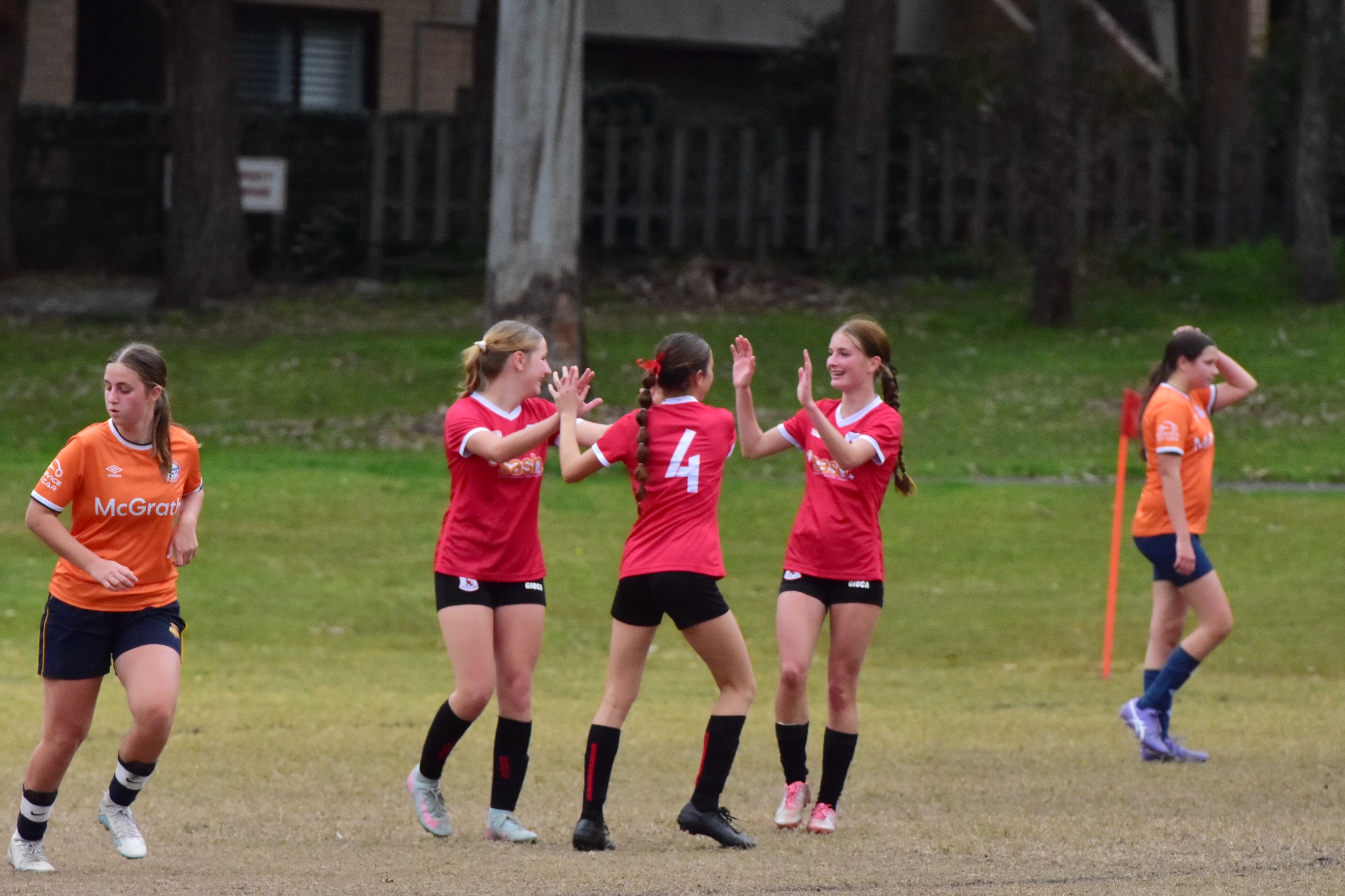 🖤❤️ GRAND FINAL BOUND! ❤️🖤
Our 15/16 2’s put on a show on Sunday with a 4-0 win, locking in their spot in the Grand Final! What a season from this group 👏
Stay tuned for Grand Final details!