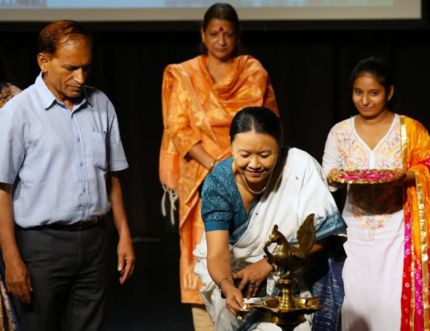 Kathak Kendra, a constituent unit of the @sangeetnatakakademi, an autonomous body of the @ministryofculturegoi, celebrated Swadheenta Samaroh at the Vivekananda Auditorium with wonderful performances by students of Kathak Kendra .
#ministryofculture #sangeetnatakakademi #kathakkendra #independenceday #PMOindia