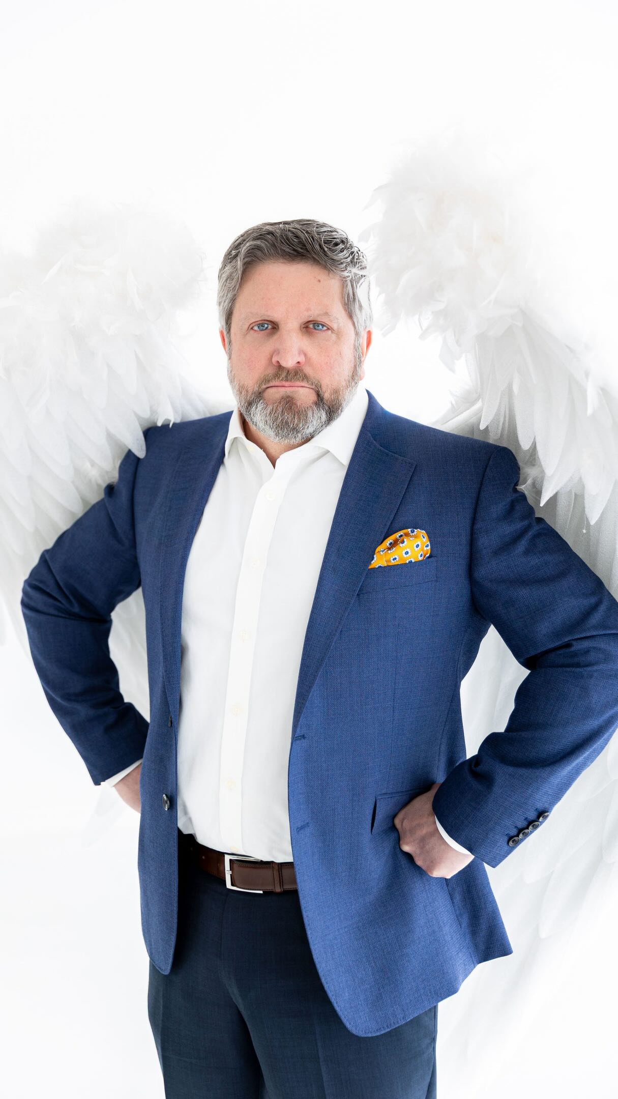 Your AI headshot isn’t fooling anybody. And your LinkedIn profile deserves better. 😂
If you need a professional headshot but the traditional corporate mugshot isn’t exactly your vibe, this is where lifestyle headshots come in.
As a Dallas corporate headshot photographer, I photograph people in a way that still looks polished and professional without making everyone stand stiffly against a backdrop with the same forced smile.
Think 3/4 body portraits. Natural posing. Real expressions. Movement. Personality. YOU actually looking like you.
These are the images that work beautifully for:
• LinkedIn profiles
• Company websites + About pages
• Executive and leadership bios
• Speaker profiles
• Marketing + PR
• Social media
• Corporate teams
And yes, I can bring the entire experience directly to your office, conference or corporate event.
For larger companies and events, my team of associate photographers and I can photograph everyone from a smaller leadership team to large-scale conferences and conventions with thousands of attendees.
Professional enough for LinkedIn.
Approachable enough that people actually want to work with you.
And most importantly… when someone meets you in person, they actually recognize you. 😂