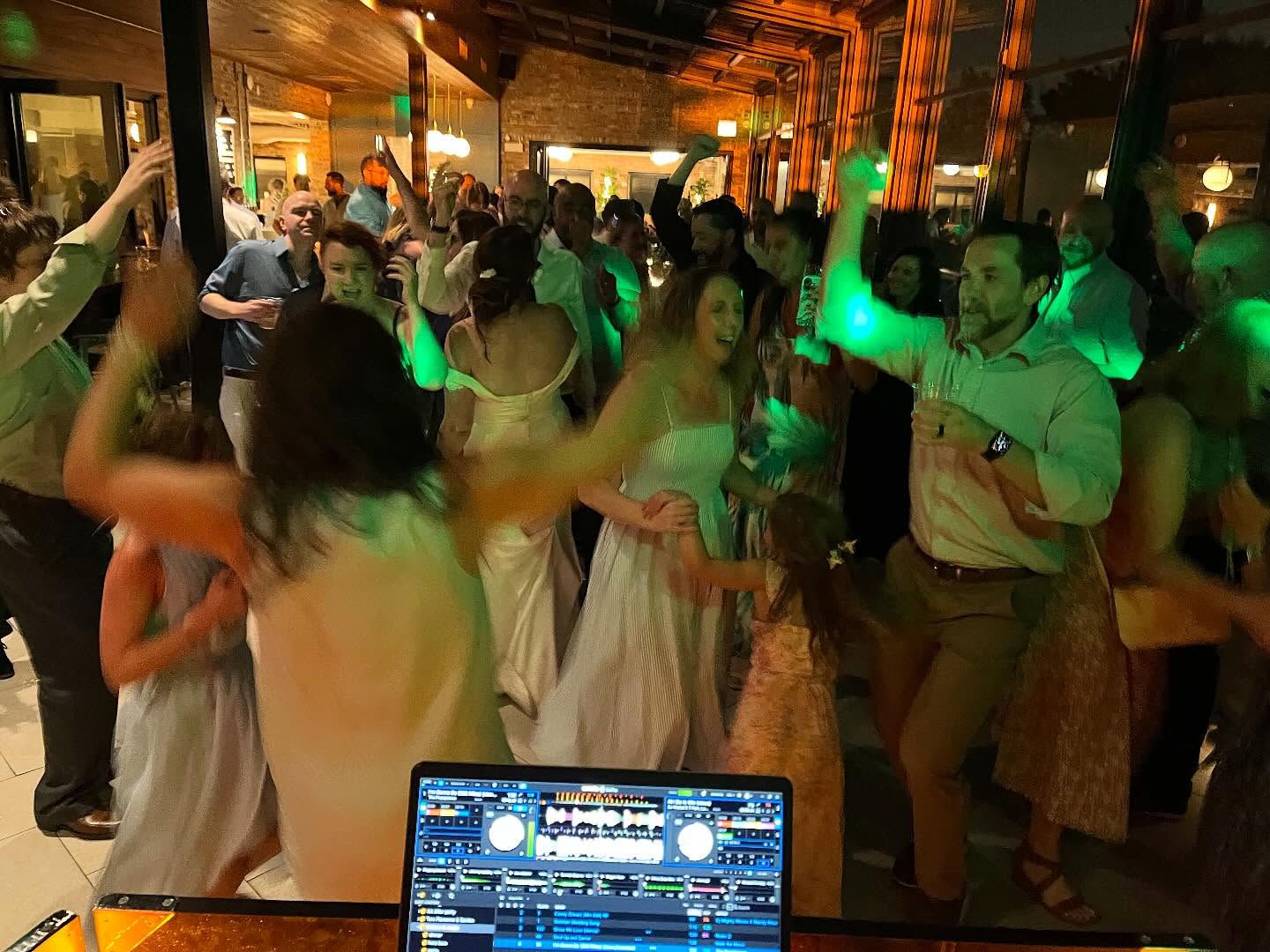 A wide variety of tunes at this wedding! I love transitioning from rock or throwbacks to EDM and bangers. It keeps me interested, calculating and cooking ππΆ