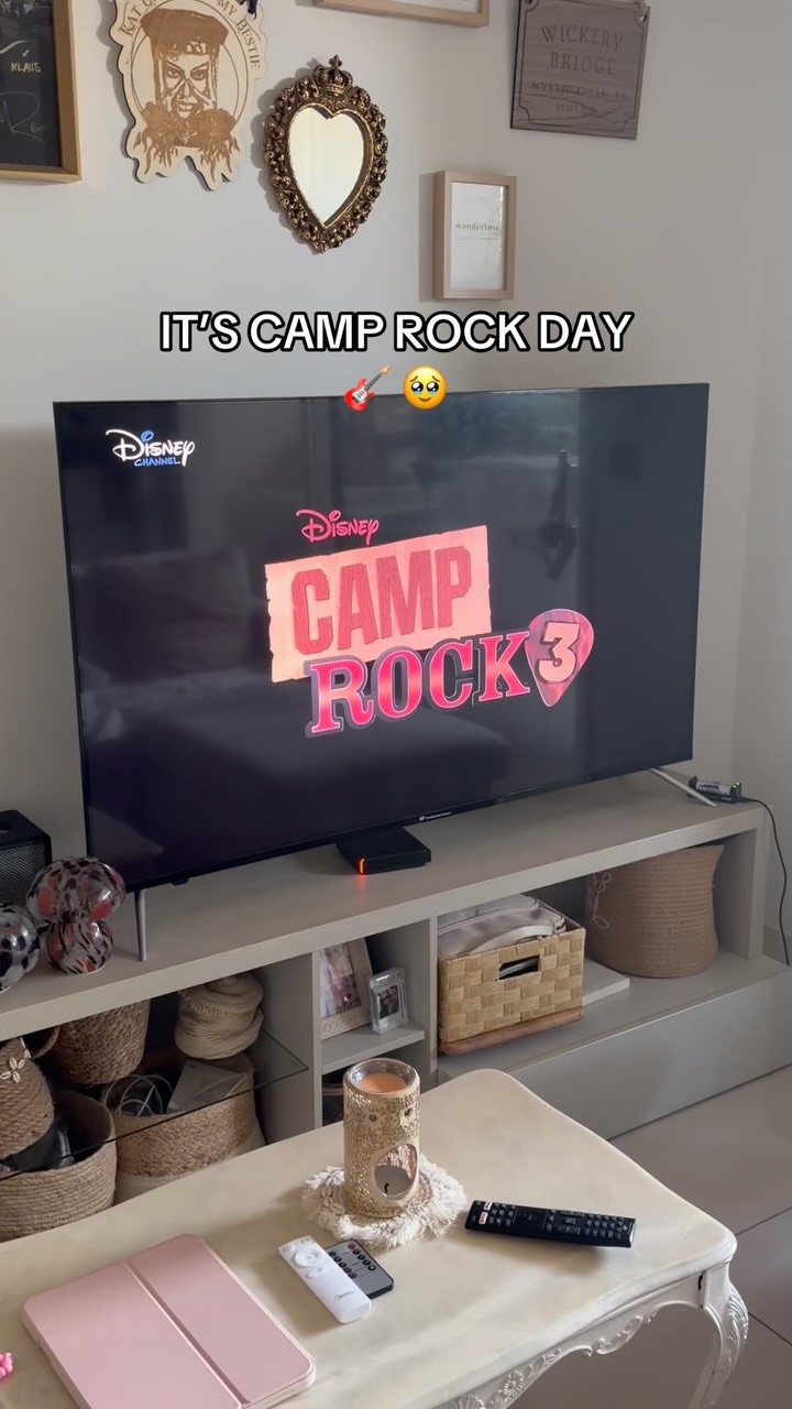 J’peux pleurer pour ça 😭 #camprock#camprock3#demilovato#jonasbrothers#disneychannel