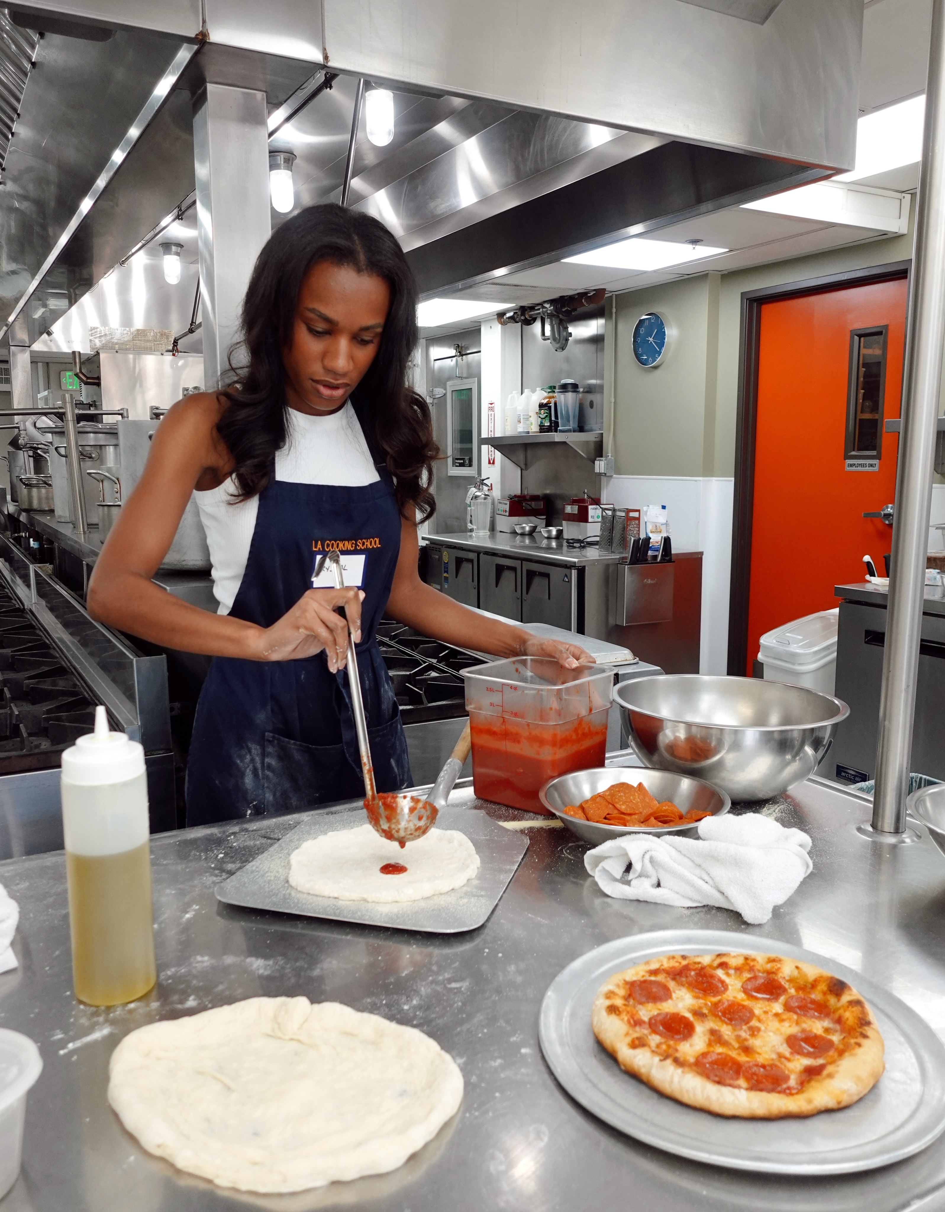 A delicious week ahead at Los Angeles Cooking School! 👩🍳✨
🥬 Seasonal Produce – Tuesday, August 18 at 11 AM
🍕 Pizza Workshop – Friday, August 21 at 6:30 PM
🥞 Crêpes: Sweet & Savory French Favorites – Saturday, August 22 at 10 AM
Spots are still available! Come cook with us 🍴
#losangelescookingschool #cookingclasses #LAfoodie #lacooking #thingstodoinla