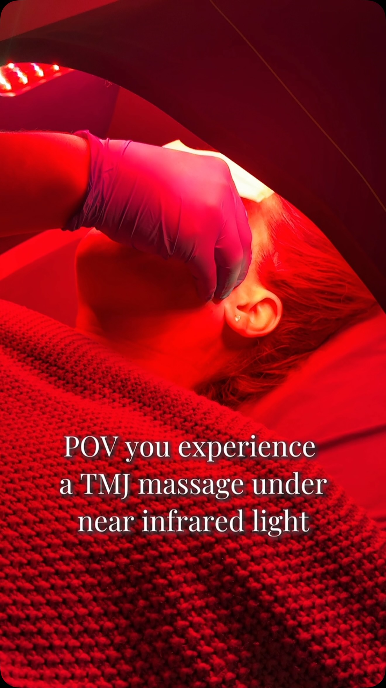 Your jaw has been holding tension you didn’t even know about. 🔴
TMJ release + near infrared light therapy = the combo your face didn’t know it needed. Melt the clenching, ease the headaches, unlock the tension living in your jaw, temples, and neck.
Book your TMJ/tension relief session
📍 Roswell, GA | serving Alpharetta & Milton
🔗 mindfultouchmassage.com
#TMJrelief #jawtension #infraredtherapy #massagetherapy #rosewellga