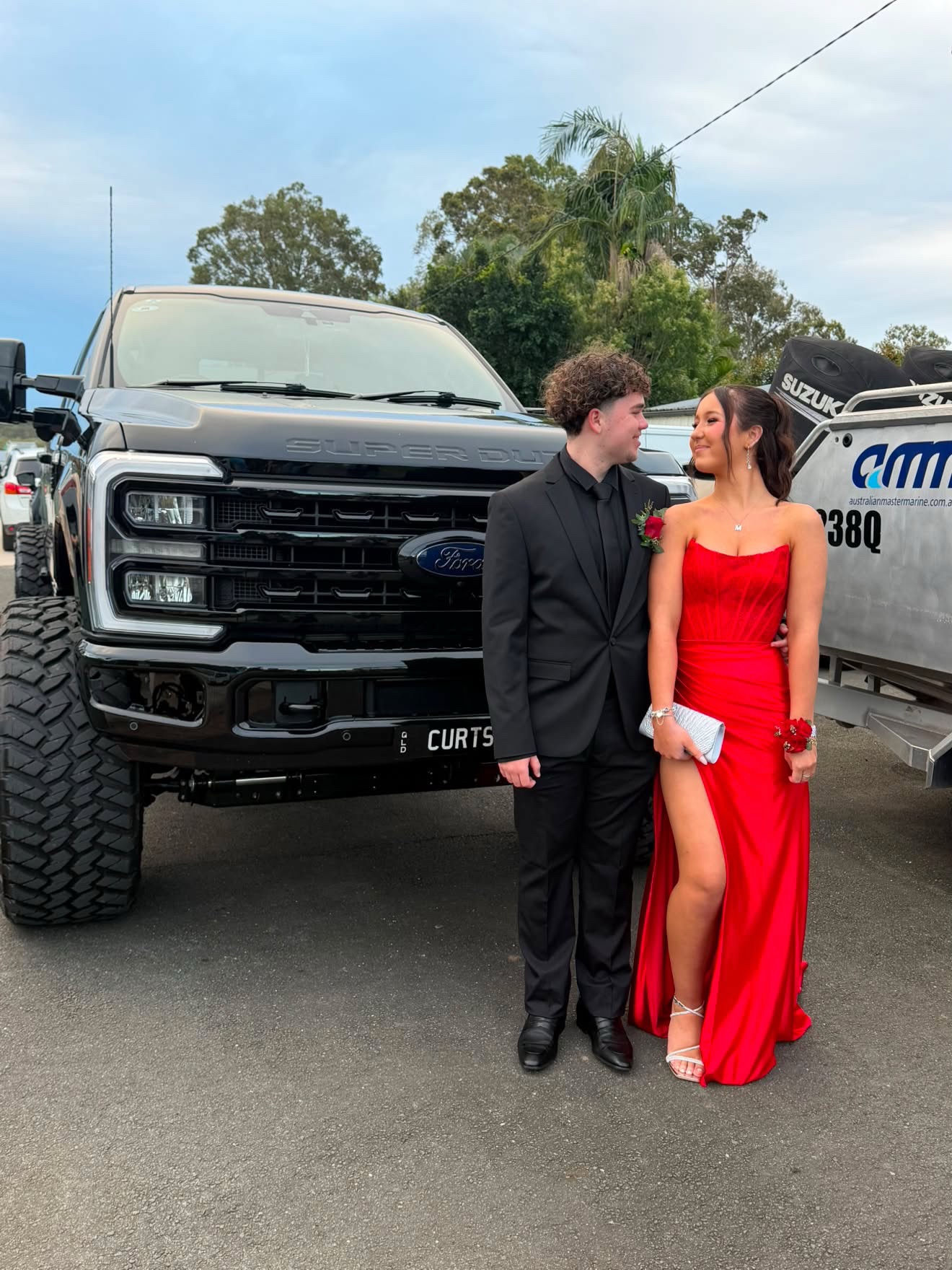 Our @tinahollycouture TK551 looking incredible ❤️
If your formal is in November don’t forget to book your FREE formal fitting; ordering cut offs are creeping up.
#thewardrobe #formaldresses #reddress #tinaholly #formalinspo