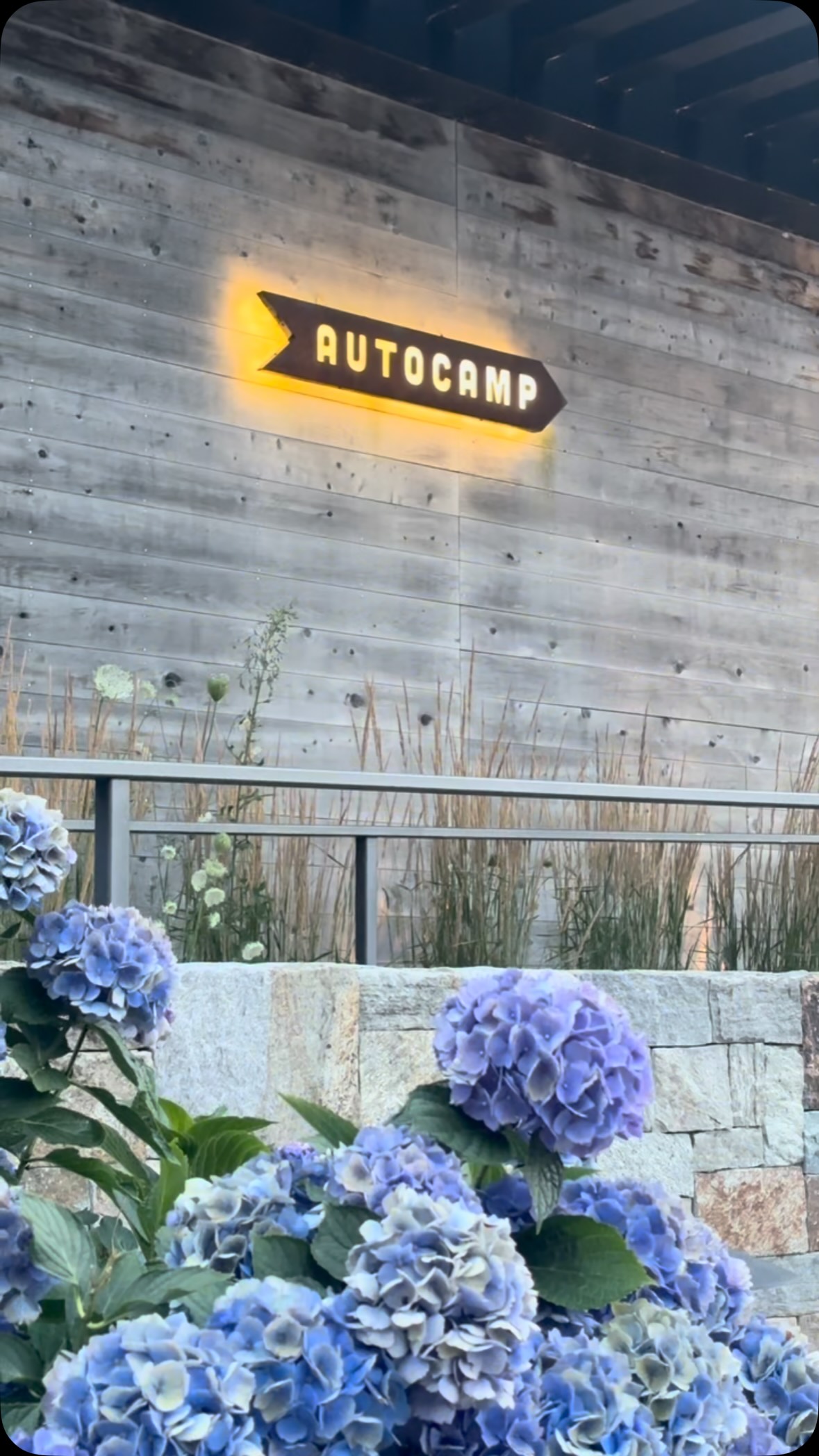 There are few things we love more than animals, great people, and a really good drink đž
So when we had the opportunity to bring The Wandering Pour to AutoCamp Cape Cod alongside Camp Woof and Woof Products, we were very much in our happy place.
From the dogs running around to thoughtfully crafted menu, elevated beverage service, and all the little moments happening in between, this was exactly the kind of summer event we love being part of.
Because corporate events donât have to feel corporate.
They can feel intentional, memorable, and genuinely fun.
For brands planning a corporate event, company celebration, client appreciation event, or private gathering on Cape Cod, The Wandering Pour creates elevated beverage experiences that give your guests something to talk about long after the last pour.
Cape Cod Corporate Events | Cape Cod Mobile Bar | Massachusetts Mobile Bar | Elevated Beverage Experience | Corporate Event Bar | Event Bartending | Signature Cocktails | Cape Cod Events
#capecodevents #capecodweddings #massachusettsmobilebar #corporateevents