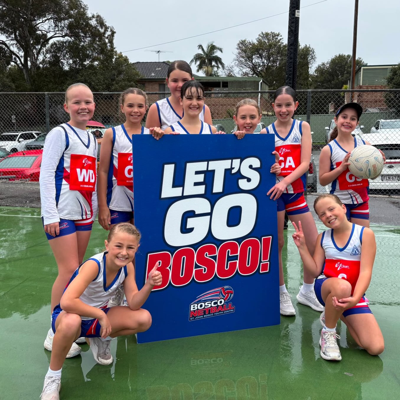 What a nail-biter for our 10s!
They went down by just 2 in a hard-fought game, but what an incredible effort from start to finish in some very wet conditions!
Congratulations on an awesome season, 10s! You should be so proud! 👏💙🏐