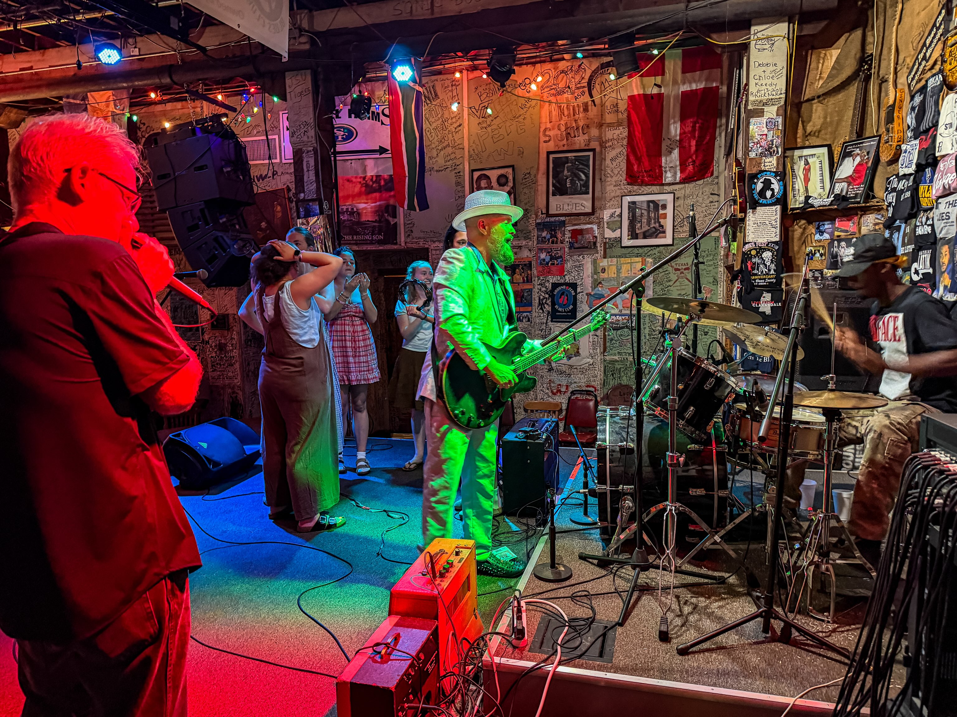 At Ground Zero Blues Club Clarksdale— the music is matching the weather. It’s hot. 😉🔥
Wednesday we’ve got Sean ‘Bad’ Apple, Thursday night Jam Night is hosted by Lala & Element 88, Friday night Crooked Eye Tommy will take over the stage, & we go out with bang on Saturday to the sounds of Cannonball Red.
Music starts at 8:00 pm, cover charge varies.
#thisweek #livemusic #hot #schedule #groundzerobluesclub