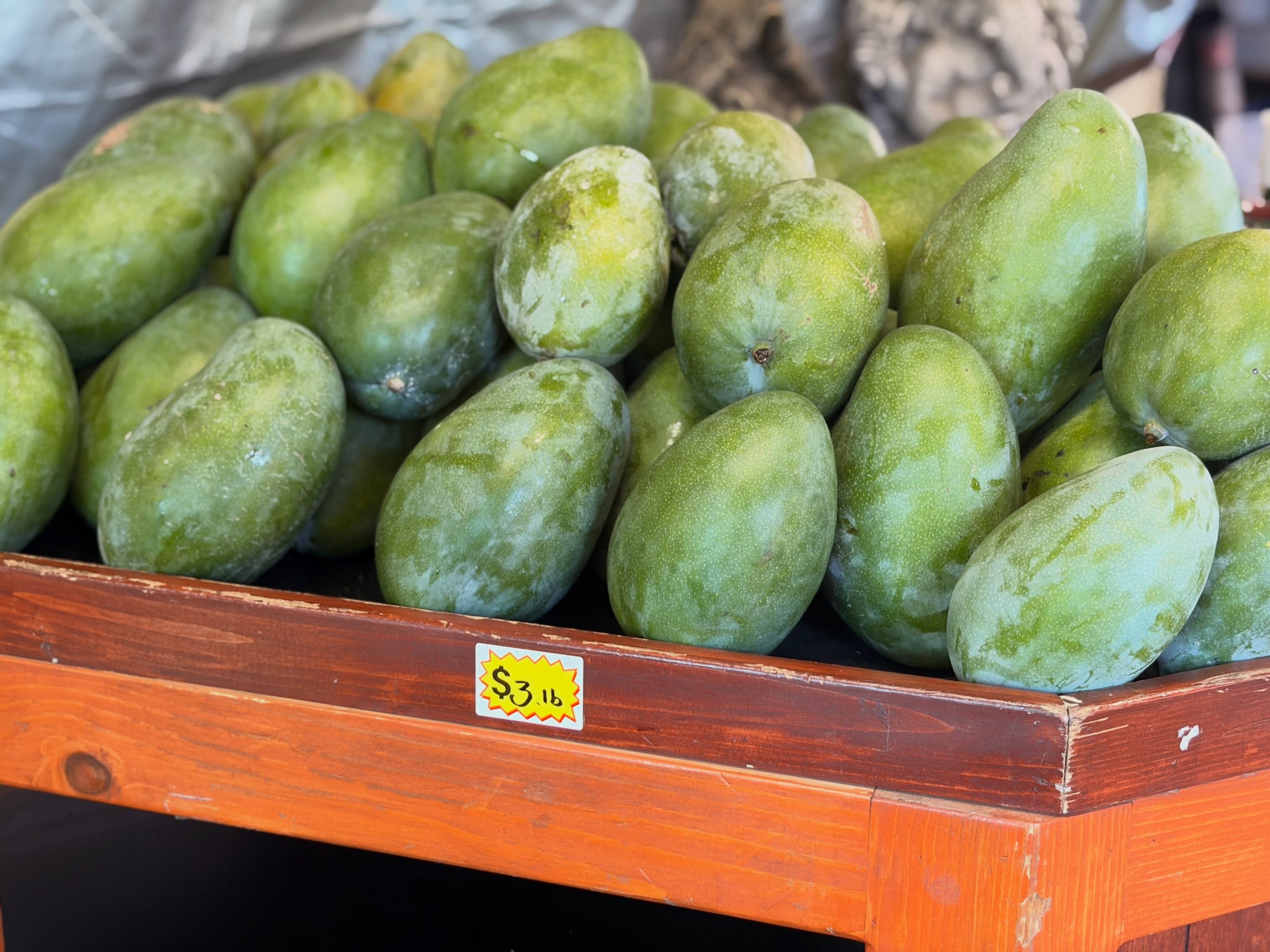 Our sister farm @andradefreshproduce has some amazing fruit this week. This is where you will be able to buy our fruit exclusively moving forward. Proud to have a great partner who believes in bring local and fray fruit to each and every day.