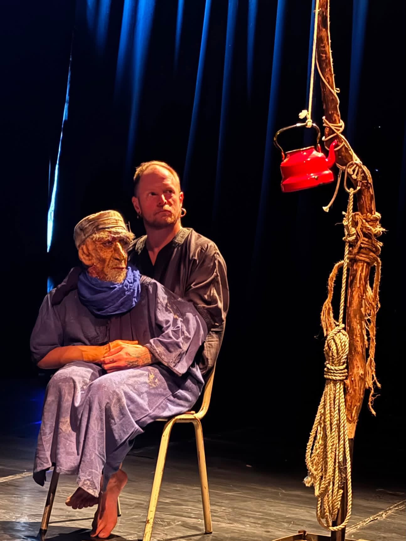 Electricité ou du the… work in progress #marionnettes #puppettheatre