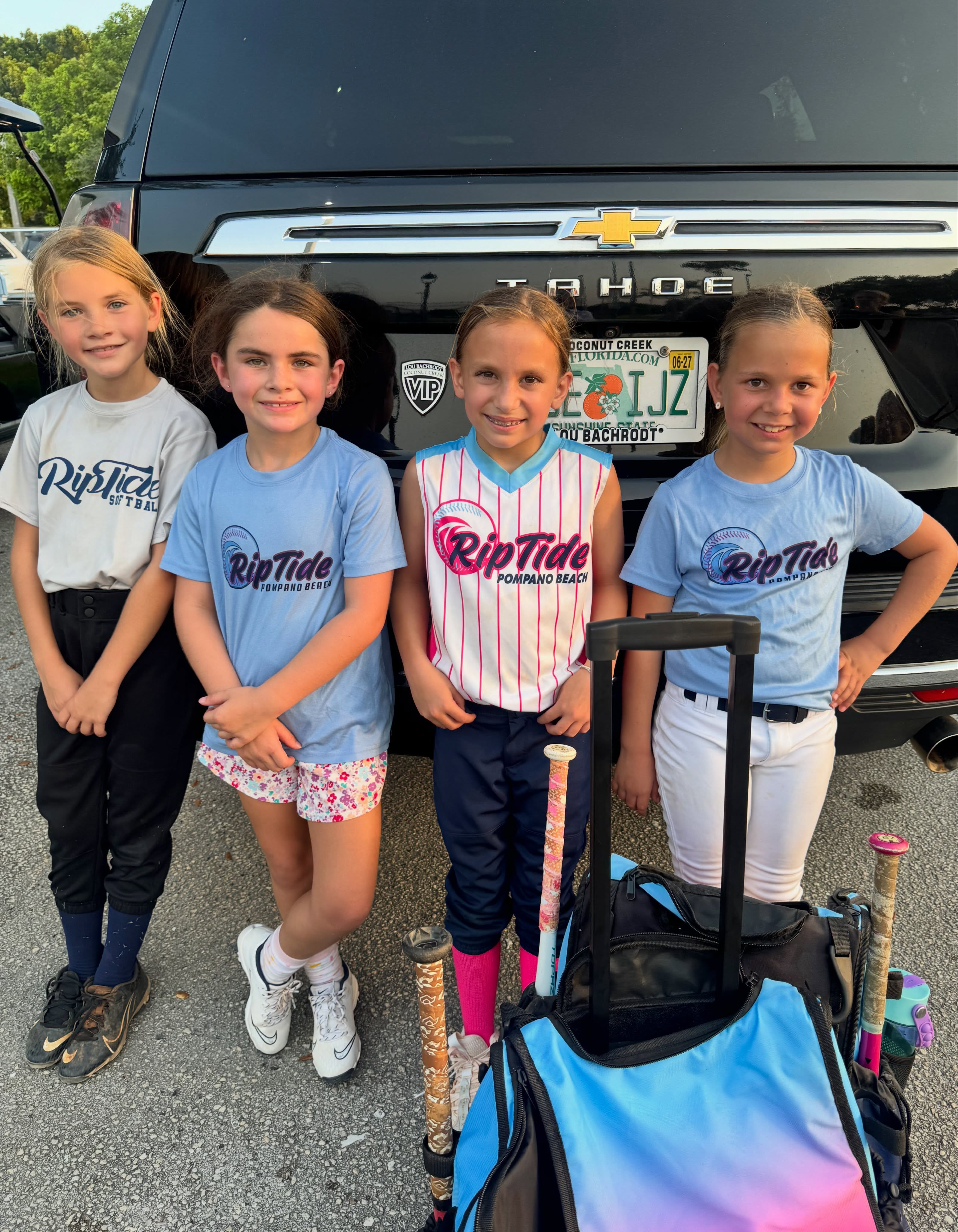 THE POMPANO BEACH 8U RIPTIDES NEED A FEW MORE GIRLS! 🌊🥎
Our 8U Riptides Softball Team is looking for a few more girls to round out our team! 🩷 🥎
📣 Interested? Send me a message for details!