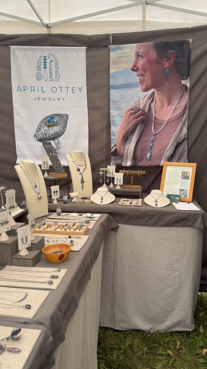 #sunvalleyartsandcraftsfestival This place is so beautiful and a great show with so many friendly people and such great art. Come visit me in booth #B9.