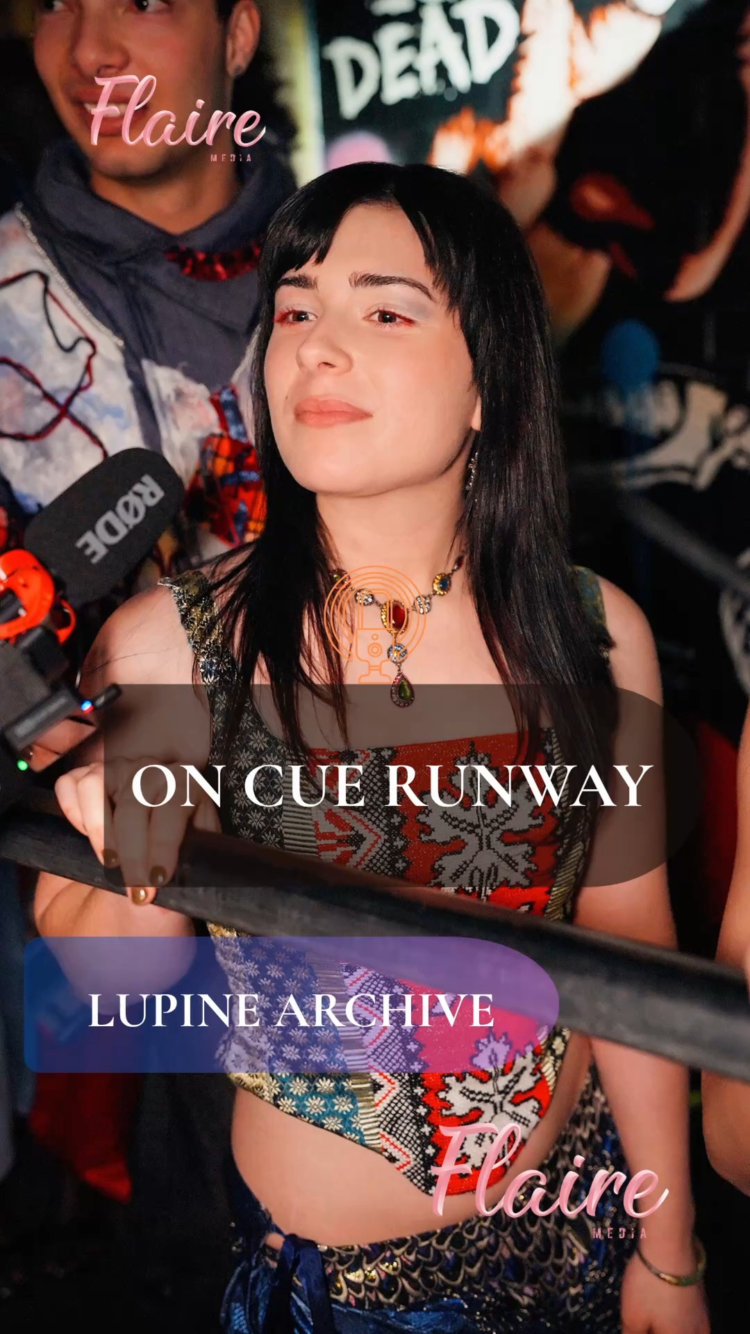 ✨ Flaire goes behind the scenes with LUPINE ARCHIVES before the runway at ON CUE RUNWAY, chatting with five models as they showcase the collection and reveal their favourite fashion designers. This is a glimpse into the creativity and excitement before the lights come up.
Hosted by Love Zainab and Debaser Events, ON CUE RUNWAY brought together 19 independent designers, unique sounds, and one unforgettable runway, celebrating the fusion of independent fashion and underground music.
@flairezine @ella.pearl.clark @lupine.archive @lamijopez @emilio.alliker @winniedidthat @zeina.hasssan 🎥 @vivek.dasgupta @sarahgiannou
#flaire #oncuerunway #sydney #independentfashion #runway