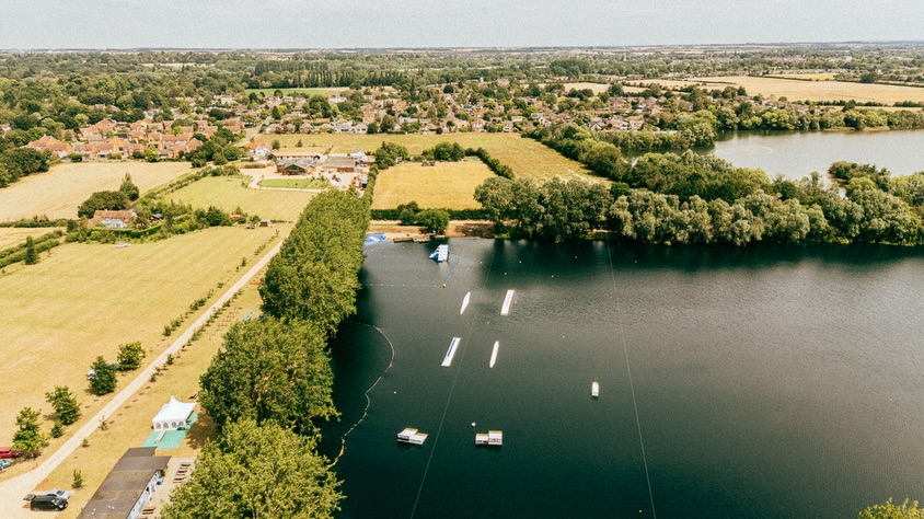 Liquid Skillz System 2.0 setup looking seriously good. 🔥
A unique mix of features, plenty of different lines and loads of room to get creative on the cable.
Whether you’re learning your first features or piecing together new lines, there’s something here for every level.
What are you hitting first? 👀
#LiquidSkillz #System2 #Wakeboarding #CableWakeboarding #WakePark