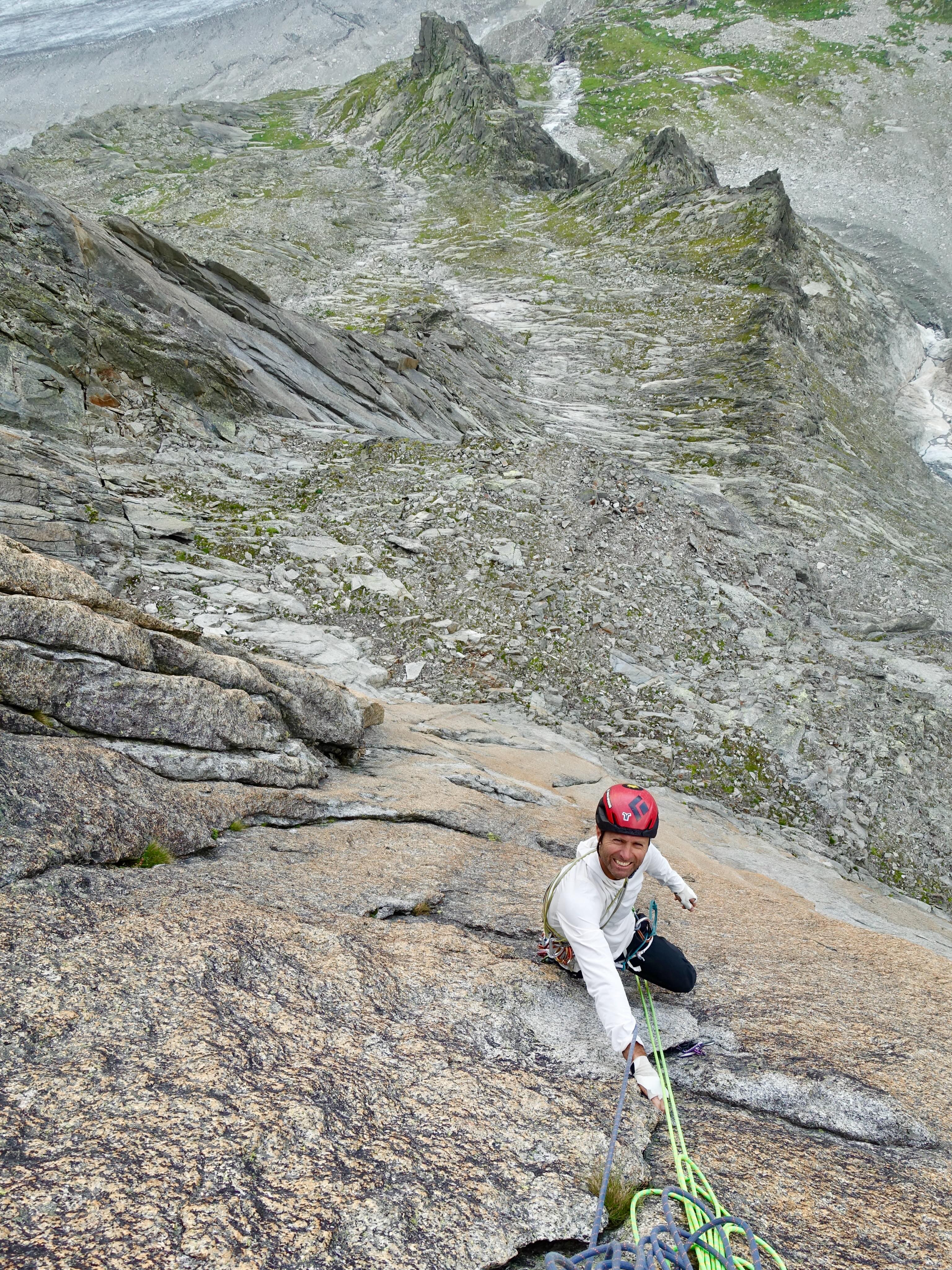 A few weeks ago, in the second part of my week off, myself and @meridianguiding headed up to the Charpoua hut with the aim of climbing Sale Athee.
We got the first train up with the intention of doing a shorter route on the way to the hut, but once we were below the route we had a last minute check of the rain radar which showed showers in the next couple of hours, so we played it safe and went straight to the hut where we spent the whole day chilling out. The rain never came and while we were disappointed that we hadn’t climbed, even though we could have, we were glad that the rock would be dry for tomorrow. Then after dinner the storm finally arrived in a really impressive way and we watched huge waterfalls cascade down the Dru. Amazingly the next morning the rock was dry and we had a great day climbing. Such a high quality route and a fun adventure spent hanging out with Rhys.
On the way down our rope got stuck and when I climbed back up I saw it had managed to tie itself in a figure of 8 around the mallion. What are the chances of that! Seen in slide 4.
@mountainequipment
@lasportivauk
@britishmountainguides