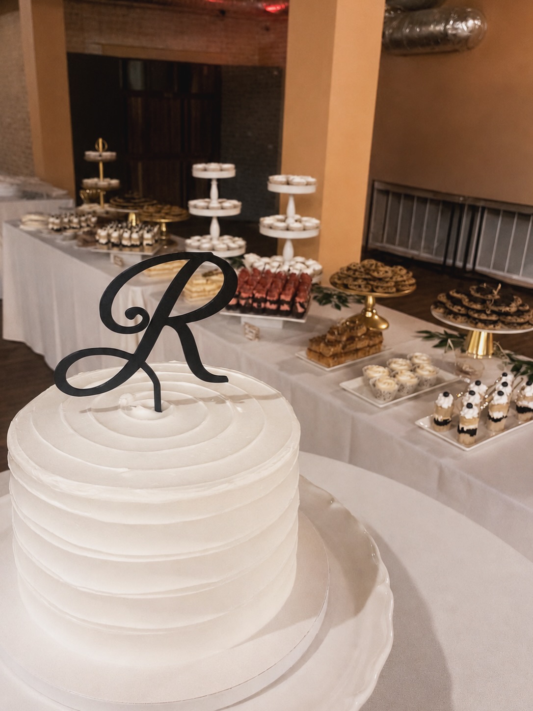 a saturday well spent at the harris building. congrats gabrielle + stefan!
@theharrisbuildingevents