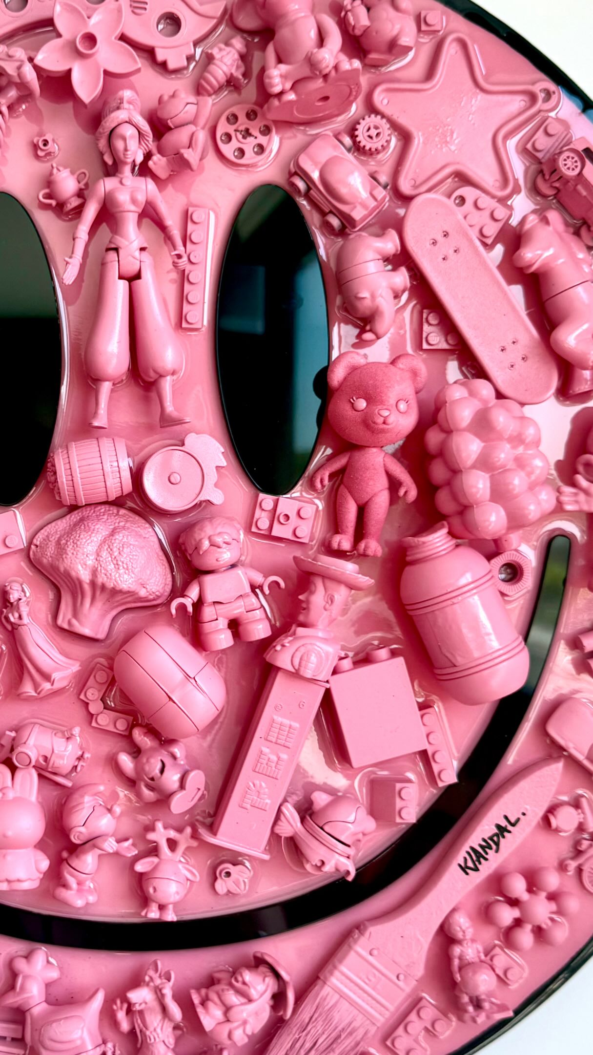 Imagine your favourite childhood toys and sweets
On a shiny, colourful, happy piece of Art..
DM me for available pieces or bespoke commissions reopen end of September (reserve now!)
#katvandal #happyart #toyart #childhoodnostalgia #dopamineart