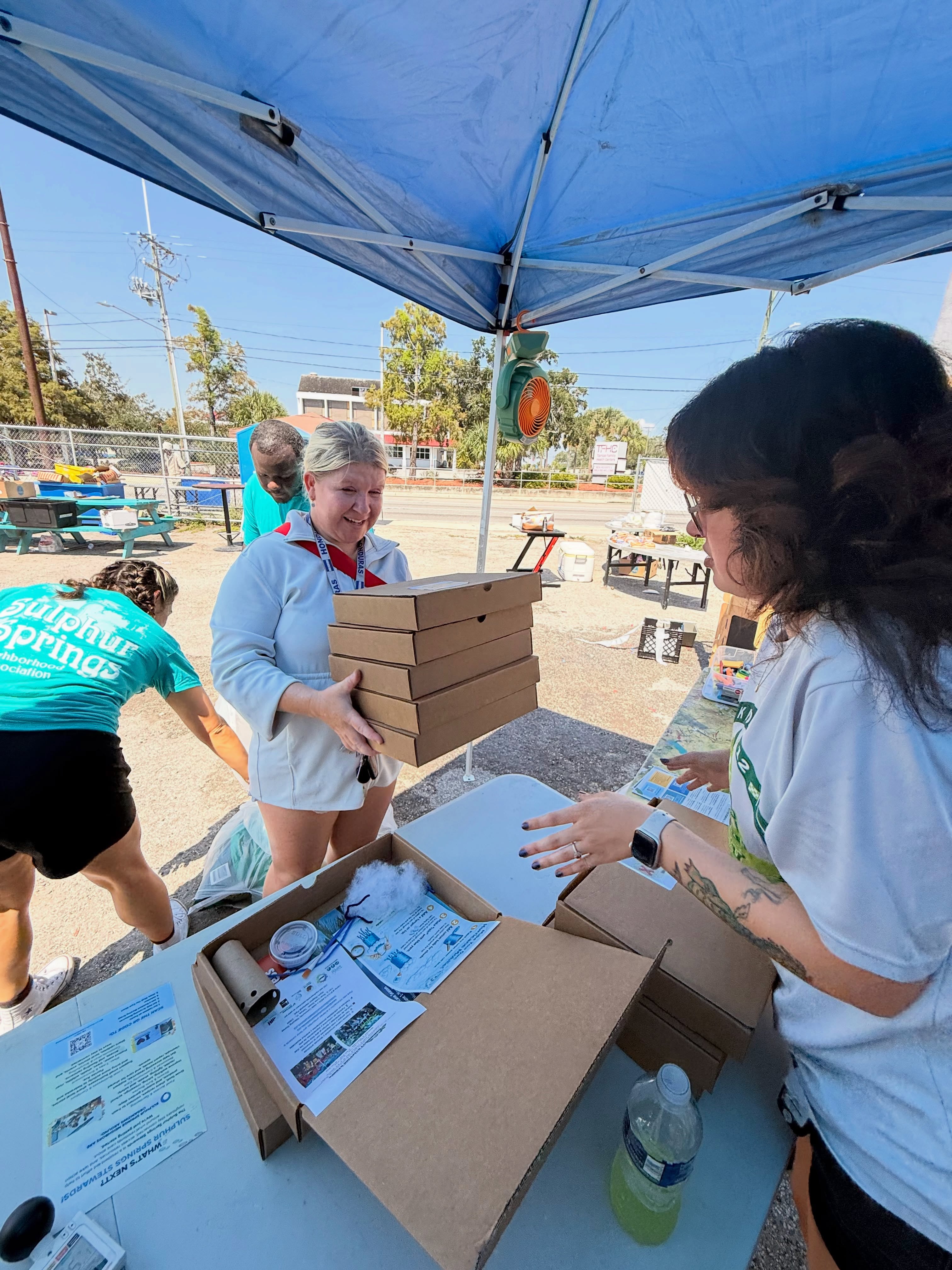 We had an amazing keeping it cool at the Dream Builderâs Mission Back to School Giveaway on Saturday! It was a blast talking with families about heat, cooling, and giving out resources to those in need.
As a team, we were able to distribute over 100 art boxes and cooling packs to families and volunteers. We also put the infrared temperature gun to work! đĄď¸ We tested different surfaces around the event and were surprised by just how hot they got:
đĽ Metal table: 140°F
âď¸ Tarp: 106°F
đą Ground: 102°F
đł Shaded surface: 91°F
It was a simple activity, but it got people talking about how heat affects our everyday spaces and our community. And yes⌠it was HOT!
Most importantly, we loved connecting with families, sharing these resources, and creating these conversations within the community. Thank you to everyone who came out!
