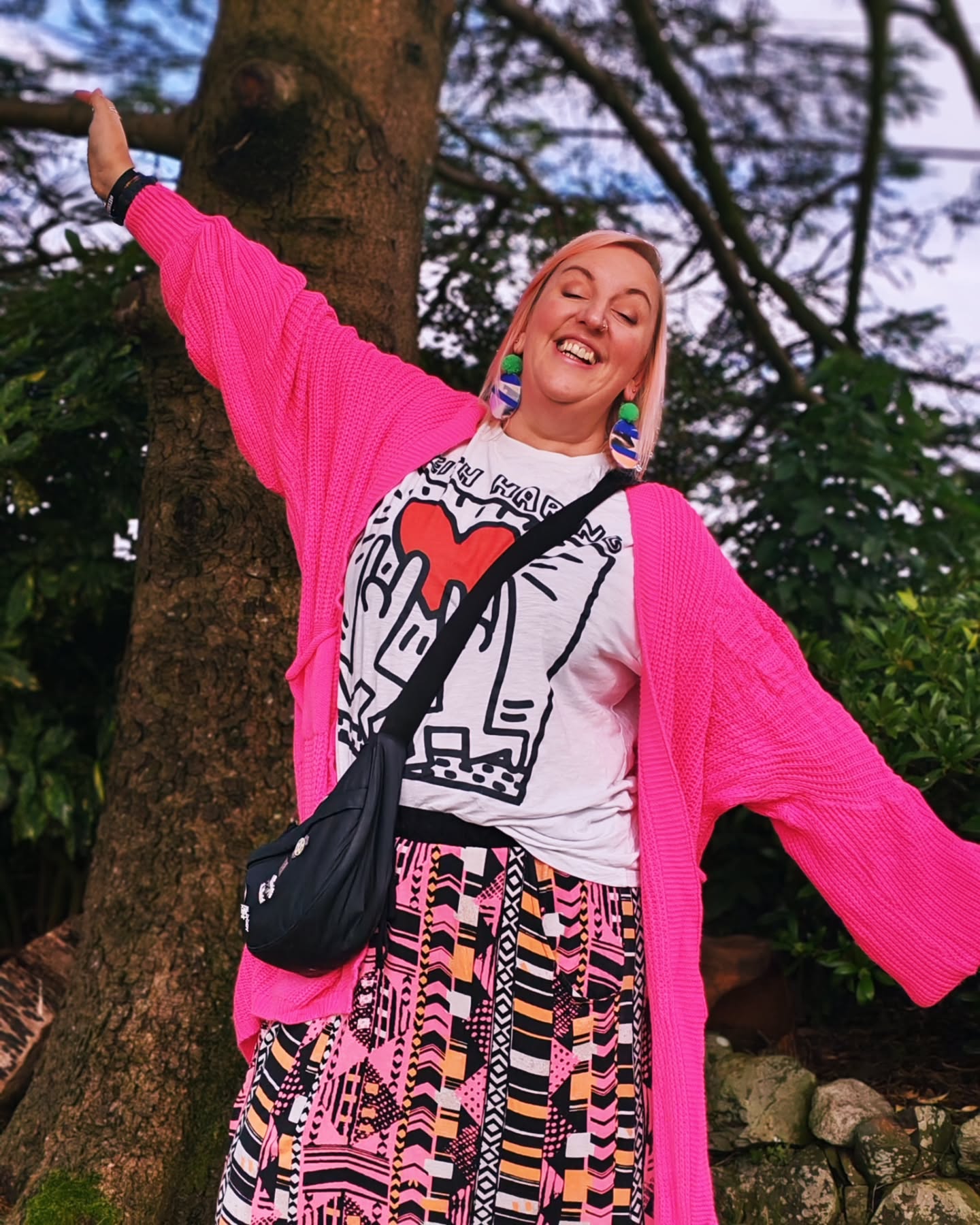 Feeling a bit more myself!
I've been doing some BIG things, making BIG decisions and thinking about how I want to help people in the future.
The next step is coming...
I can't wait to share it with you when it's all finalised!
Sometimes fear traps you - you have to push through to the change - where wonderful things can happen ❤️💜
#changeisgood #change #futureready
