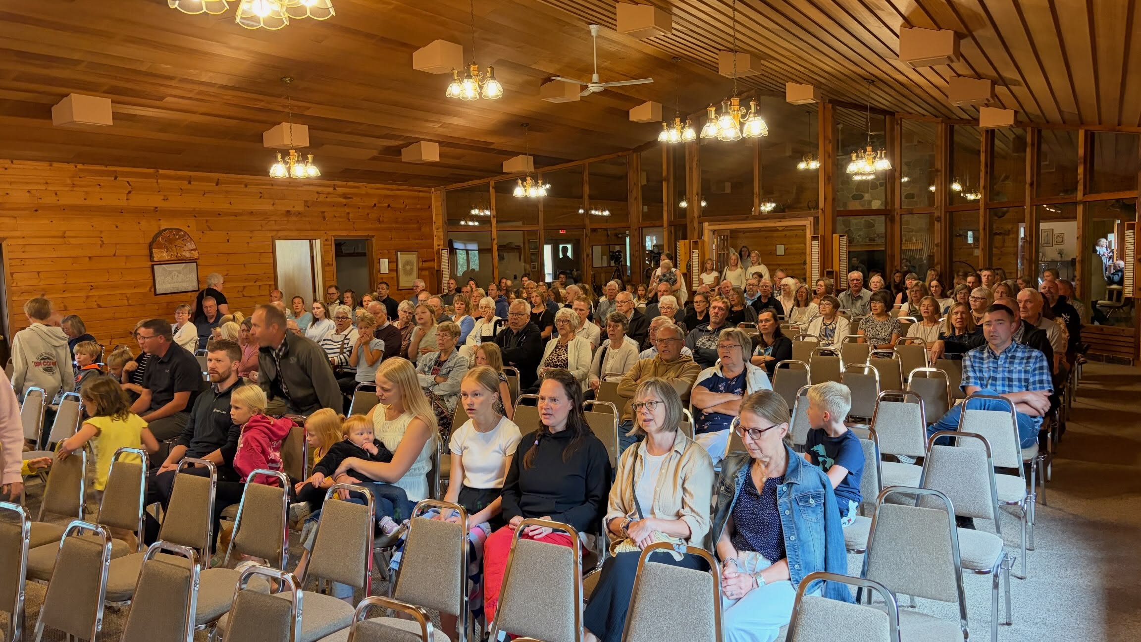 Saturday morning
Hasscib Lake Regional Services
Photos: Sarina Siljander