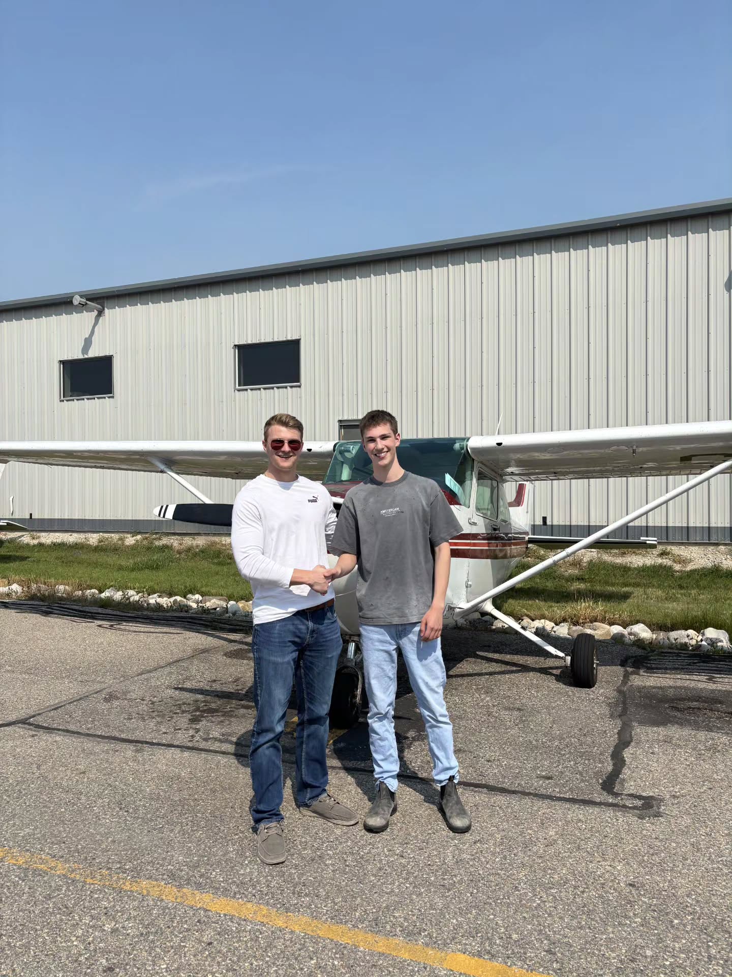 Solo Sunday! Congrats to Samuel on his first solo yesterday! Keep up the good work!
.
.
.
#firstsolo #cybw #spp #studentpilot