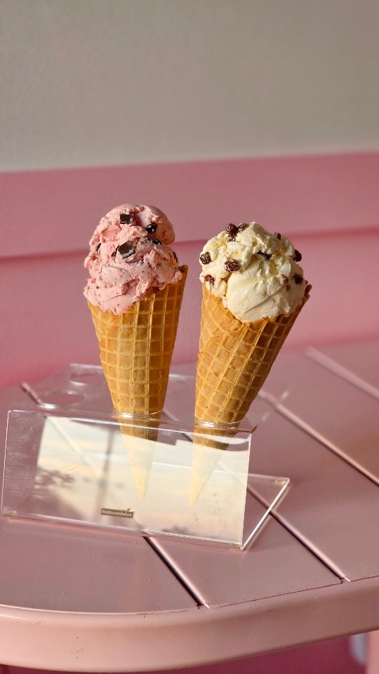 Like hello 👋👀🍪🎂🧁
#bakeshop #icecreamshop