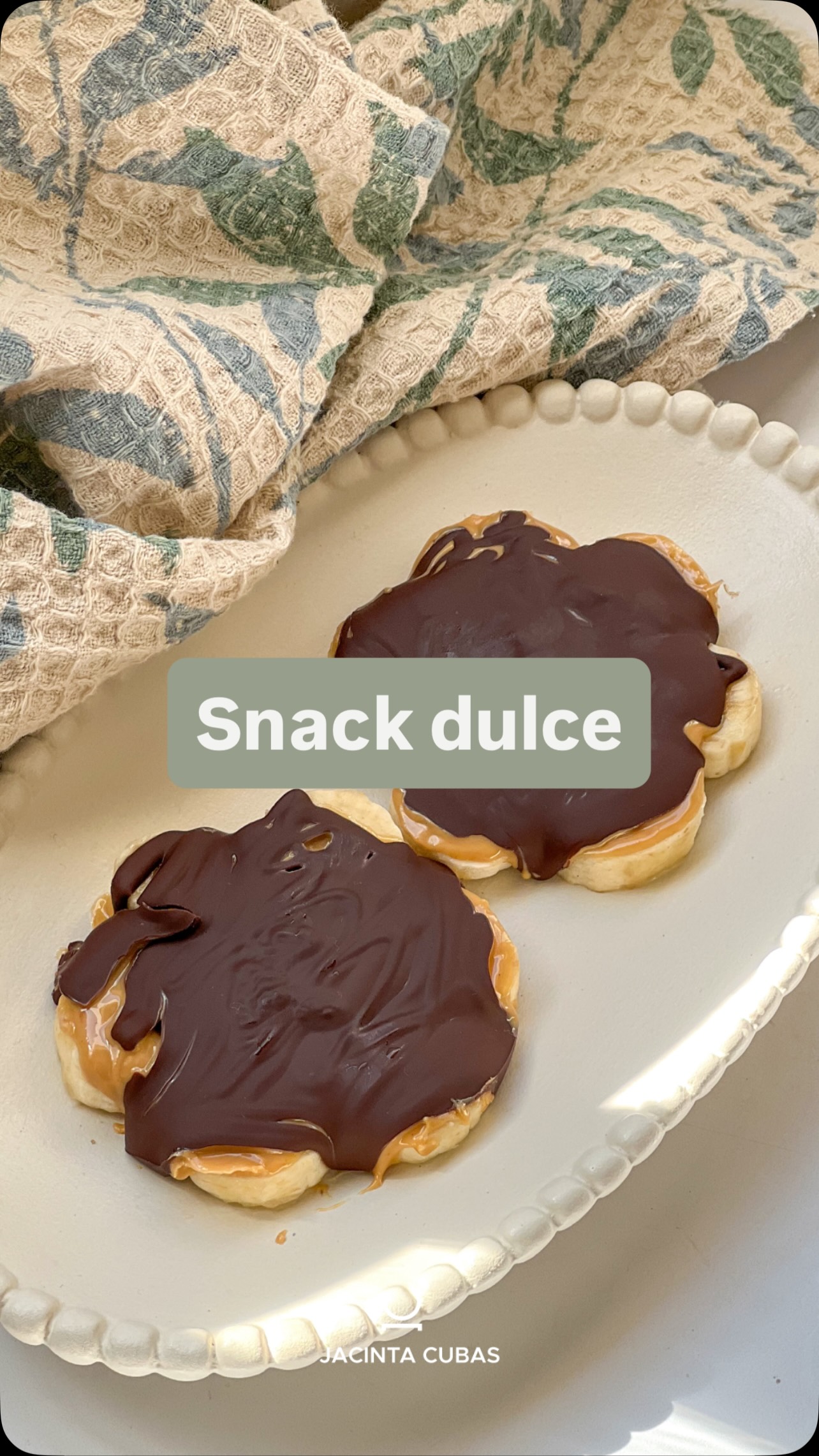 SNACK DULCE 🍌🥜🍫
Yo que vos me guardo esta idea y la comparto con todos los team dulce 🙌
✨ Banana
✨ Crema de maní s/az
✨ Chocolate amargo derretido
🙋🏻♀️ Seguime para más ideas fáciles y saludables 😍
➡️ Si queres crear hábitos saludables y mejorar tu composición corporal sin hacer dieta, escribime a través del link en mi perfil y te cuento cómo podemos ayudarte 🥰
➖➖➖➖➖➖➖➖➖➖➖➖➖➖➖➖
📚 Metodología ➡️ Creando hábitos, no dietas
📩 jacinta@nutricionequilibrio.com.uy
📲 098 408 043
🌎 Www.jacicubasnutricion.com
#nutricionista #habitossaludables #celíacos #singluten #recetasaludable