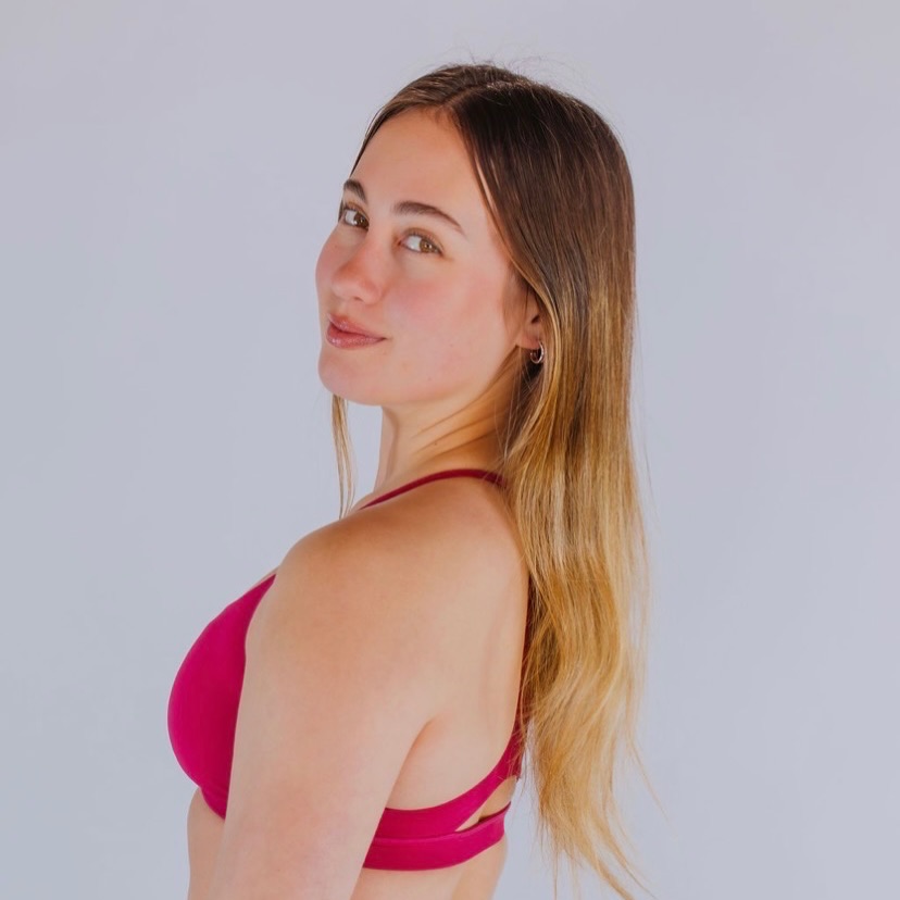 ✨ EXCITING NEWS FOR GRACE! ✨
We are incredibly proud to share some very exciting news about our beautiful Grace and the next chapter of her dance journey! 🤍
Grace has received offers into FOUR incredible Full-Time Dance programmes for 2027:
▪️ @_dynamitestudios – Full-Time Training
▪️ @brentstreet – Full-Time Training
▪️ @evandbow – Early Acceptance into Full-Time Training
▪️ @dargieent – Full-Time Training
To receive offers from four amazing programmes is such an incredible achievement and a true reflection of Grace’s talent, dedication and the enormous amount of work she has put into her dancing.
After having some very exciting decisions to make, Grace has officially accepted her position at @_dynamitestudios and will be moving to Australia to begin her full-time training in early 2027! 🇦🇺✨
We have had the privilege of watching Grace grow into the beautiful dancer and person she is today. From the countless hours in the studio, the challenges, the growth and everything in between, we could not be prouder of how far she has come.
While it will be very bittersweet to see her begin this next chapter away from SJDC, we are SO excited for everything that lies ahead. We are so proud to be your teachers🥹🤍
@graceewebb_ , this is only the beginning. Keep working hard, keep believing in yourself and keep chasing those big dreams. We will be cheering you on every step of the way and cannot wait to see where this journey takes you.
Australia is lucky to have you! 🇦🇺✨
Congratulations, Grace! Your entire SJDC family is incredibly proud of you. 🤍🌟