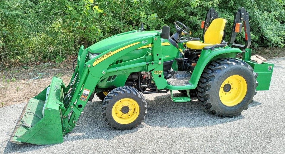 Bid Now on the Web or App. Lots Begin Closing Thursday August 20th at 5pm EST. Douglassville Warehouse Sale - Tractors, Boat Motors, Mixed Toys, Antiques, Tools, Household, and More! #cabinfeverauctions Auction Co. # AY002122