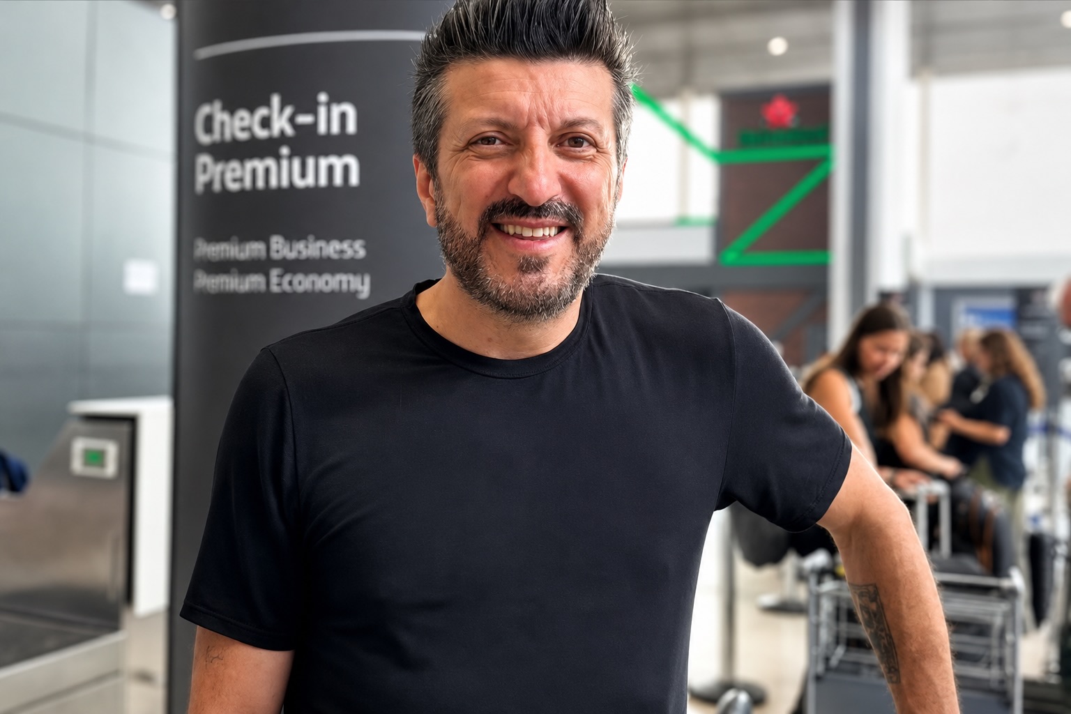 Nobres amigos da AeroLatina, acredito que boa parte dos nossos seguidores já estão a parte do que está acontecendo com o amigo @lito.
Neste momento, pedimos a todos, independente da sua crença, que estejam em oração em prol da saúde do Lito, bem como o amparo psicológico de sua família. Crendo que Deus tem todo o poder para cura-lo e dar bastante força a Mila, sua esposa e ao pequeno Malone, que estão enfrentando juntos esse momento tão delicado.
FORÇA LITO - ESTAMOS ORANDO POR VOCÊ!