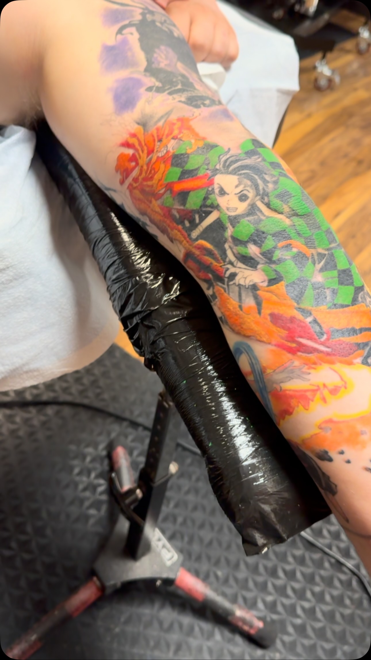 Elbow” some more action on this anime sleeve in progress’ all color. More to come so stay tuned 😉btkink #genevany #billythekidmeyers #fyp #awardwinning