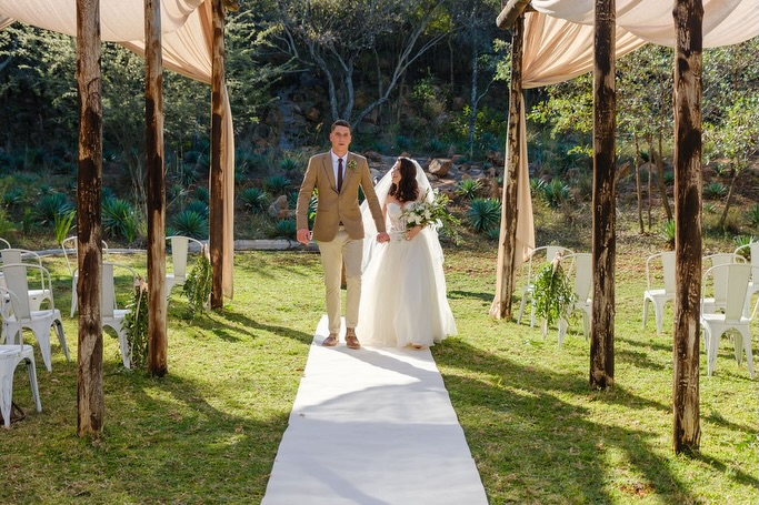 “I’ll be right next to you.” 🤍✨
Through every moment, every season, and everything in between.
A wedding day surrounded by the people you love, and the beauty of the bushveld.
💌 info@wildwoodvenue.com
#WildwoodWeddings #BushveldWedding #SouthAfricanWeddings #WeddingInspiration