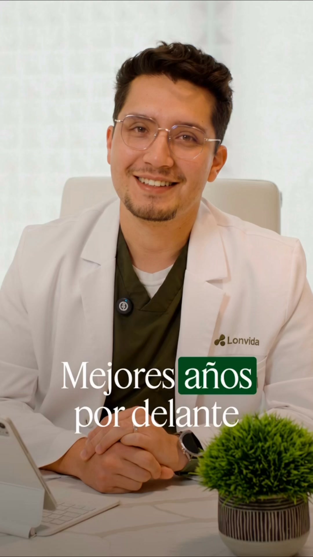 Que tus mejores años estén por delante también empieza con entender tu salud hoy 🩺🤍
La longevidad no se trata solo de vivir más, sino de preservar movilidad, energía, funcionalidad e independencia con el paso del tiempo.
En Lonvida evaluamos distintos factores de salud para entender mejor tu punto de partida y construir estrategias de prevención y seguimiento personalizadas.
🌿 Salud metabólica
💪🏻 Fuerza y movilidad
⚡ Energía
🩺 Factores de riesgo
🤍 Independencia a largo plazo
Porque cuidar los próximos años empieza con información más precisa hoy.
¿Listo para dar el siguiente paso? Agenda una cita con nuestro Longevity Concierge vía WhatsApp al +52 55 7906 4445 💬
#Lonvida #Longevidad #Healthspan #MedicinaPreventiva