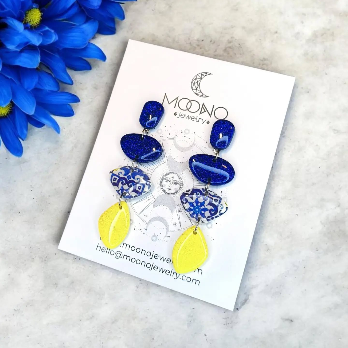 💥 Elindult a NYÁRI AKCIÓ a webshopban is 💥
25% kedvezmény minden teljes áras ékszerre a NYAR25 kuponkóddal.
💥 SUMMER SALE 💥
Enjoy 25% off on all full-price jewelry with code SUMMER25 or NYAR25.
www.moonojewelry.com