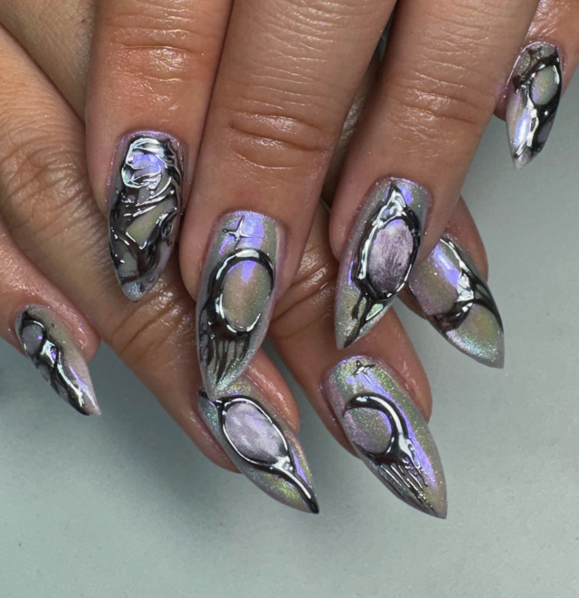 Loooooove the chrome on chrome. I want all the chrome.
Prep @ericasata
Structure @stellar_gel
Gel color @stellar_gel
Chrome from Amazon
@silver14.nail inspo
#nailart #nails #nailvira #naturalnails