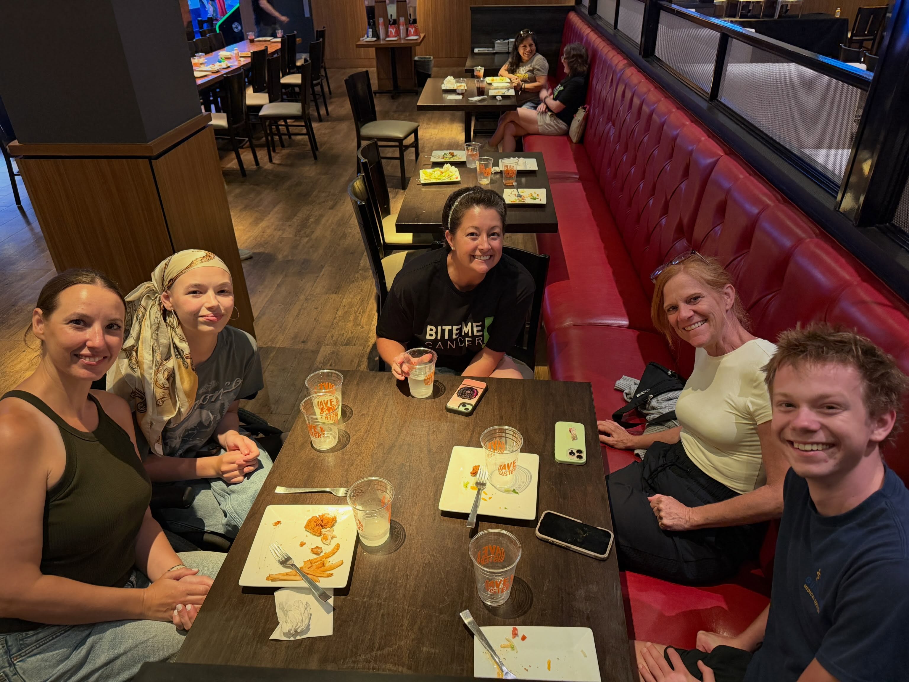 A very fun event for all at @daveandbusters.fairfax for our teen cancer families! Thank you to our volunteers, especially our super star Child Life Specialist @hesenn23 who we all love! We were so happy to meet one of our college scholarship recipients, Reed, who is in a photo with Nikki! 💚💚