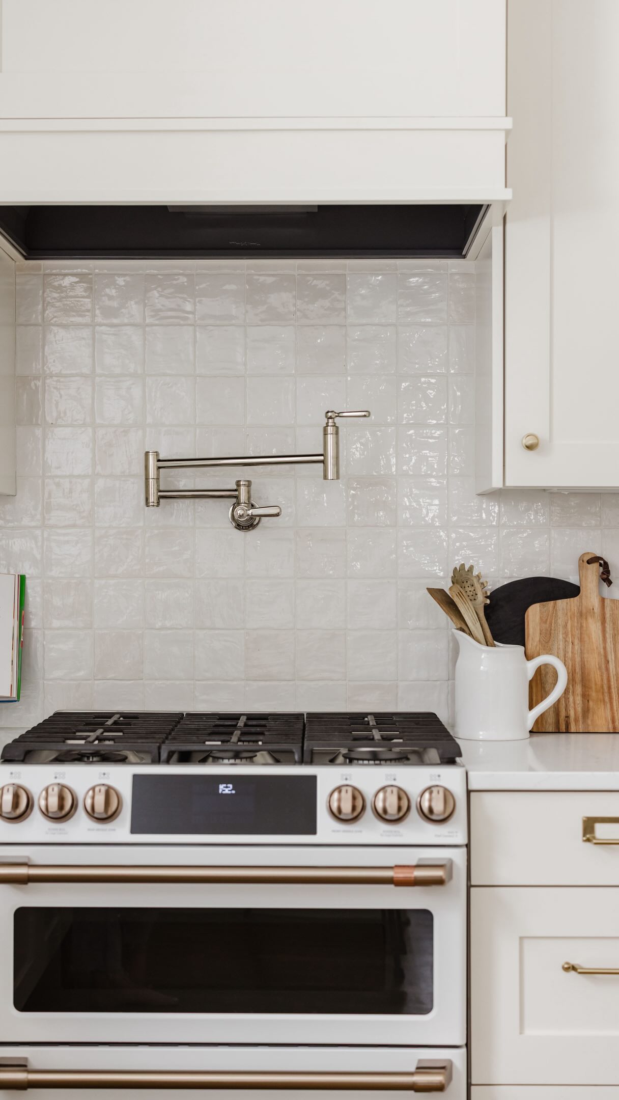 There’s a lot of conversation about the custom features you can include when building new, but I love exploring the possibilities when my clients are remodeling as well.
In the Wooddale Kitchen, we chose to add a pot filler and an appliance garage to create a really custom feel to the space.
If you could choose one of these for your own kitchen, which would it be?
#mhd #lovelyliving #customkitchen #customkitchendesign #kitchendetails