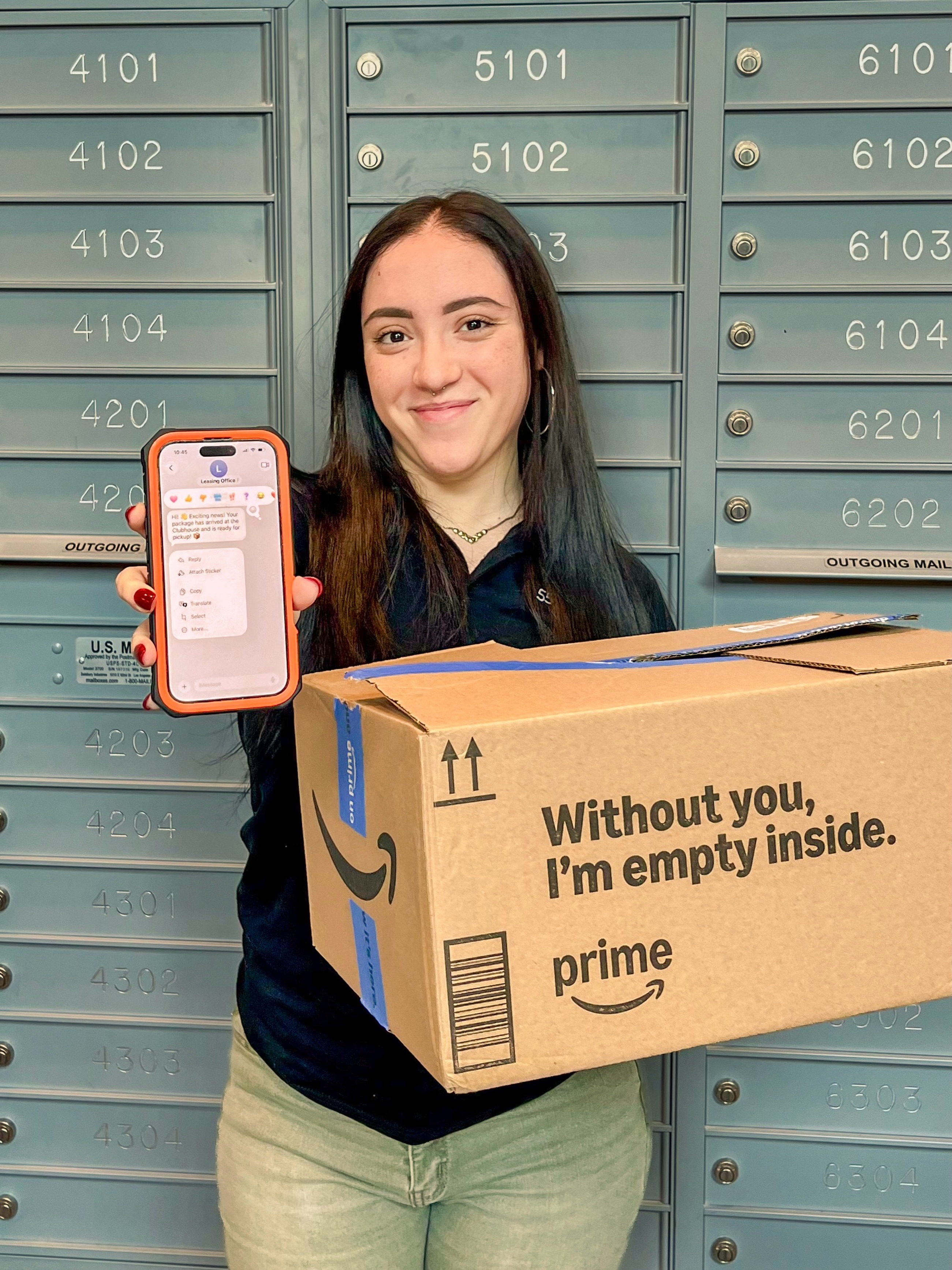 🌴 I’ve got a text... wait, no, you’ve got a package! 📦🚨
While you’re reminiscing on the best Love Island season, we’re keeping your boxes safe, organized, and ready for you to pick up. No missing mail, no packages left out in the open—just easy, stress-free delivery.
1️⃣ Wait for your pickup notification.
2️⃣ Head down to the front desk.
3️⃣ Grab your haul from our team!
#Collegetowncommunities #livewithin
