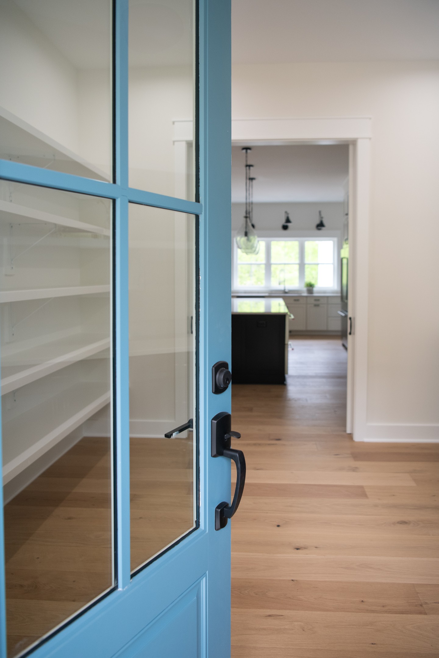 Behind every dream kitchen is an even better pantry. ✨
Designed with custom shelving, built-in cabinetry, and storage for everything, this walk-in pantry keeps every ingredient, appliance, and serving piece beautifully organized. Because when everything has its place, cooking becomes pure enjoyment.
A chef's dream starts here.