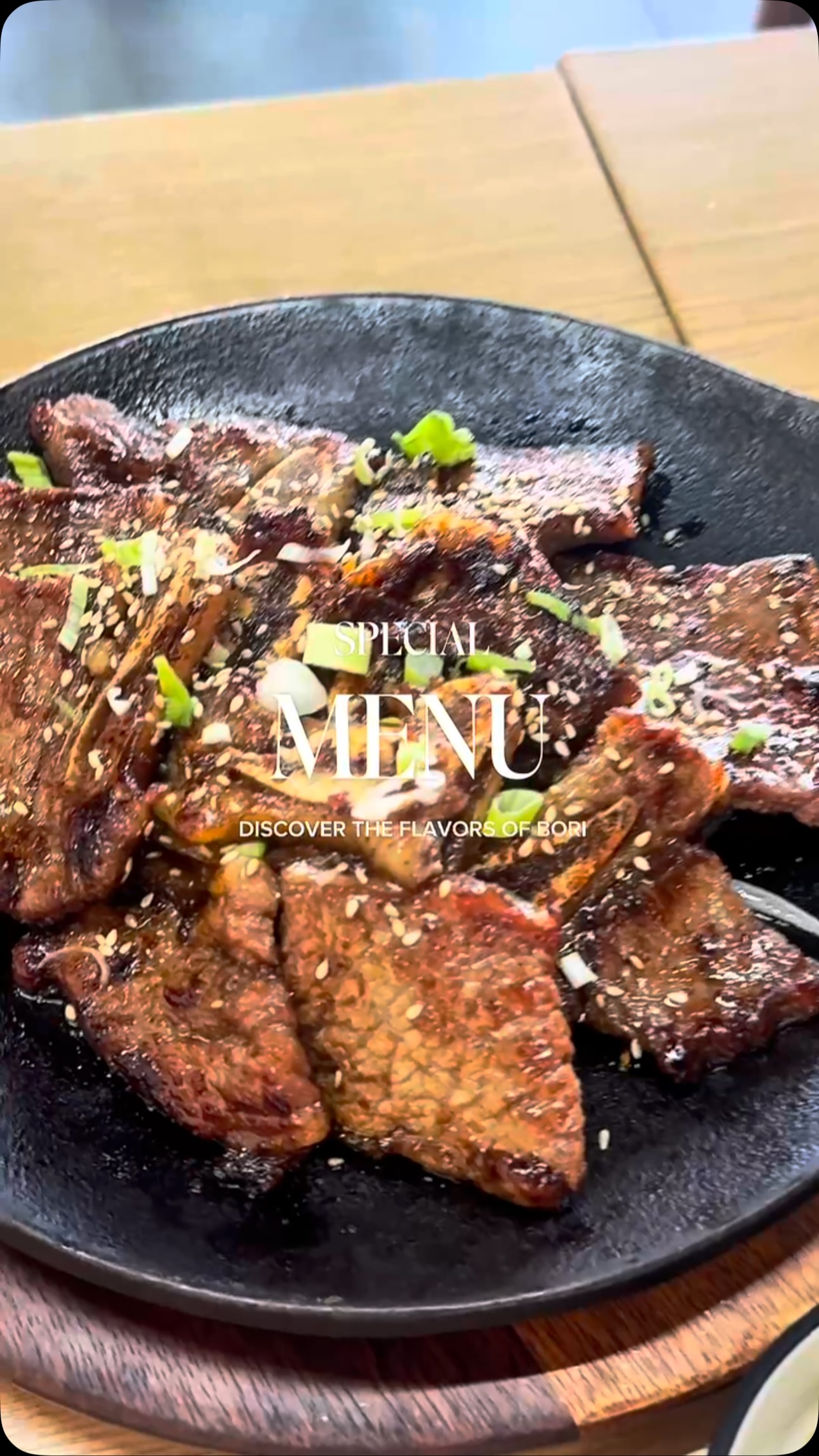 Korean comfort food done right. 🇰🇷✨
Sizzling galbi, crispy seafood pancake, and a table full of all the sides you somehow always find room for.
Come hungry. Leave very, very full. 🤎#borikoreanrestaurant #northvancouvereats #vancouverfoodie #밴쿠버맛집 #koreanfood
