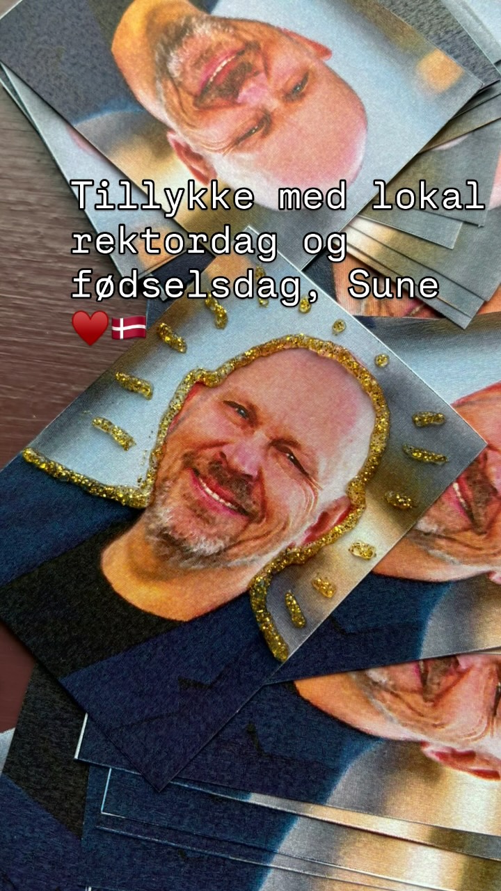 I dag er det Sunes fødselsdag og nyerklæret rektordag på EG! Skolen har i dagens anledning ikke kun haft en men hele 100 Suner på EG’s gange. Hvem fandt mon guld Sune!? Vinderne kåres i morgen - stay tuned! Og smid så lige Sune et tillykke i kommentarfeltet 😃🇩🇰