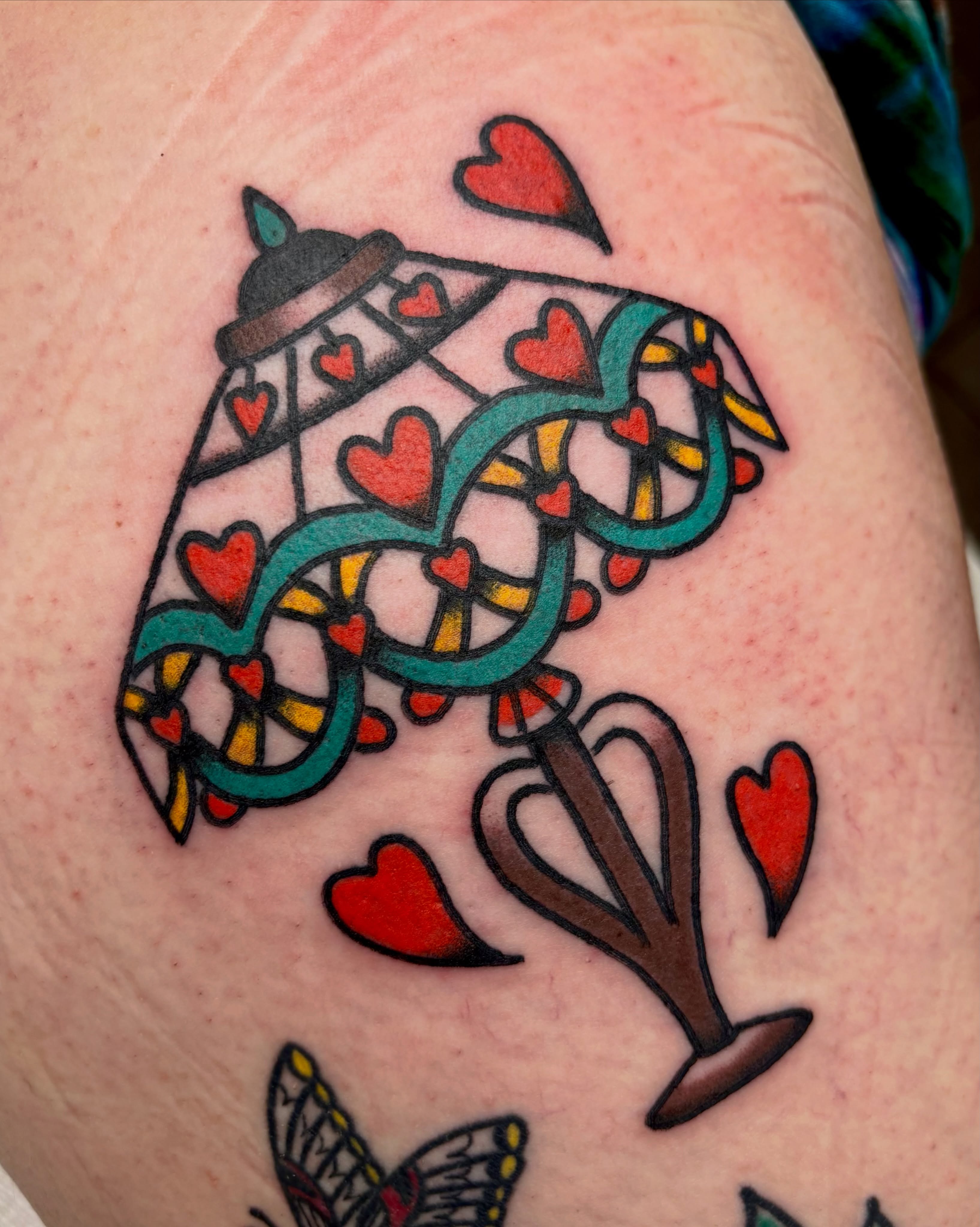 Thank you Liliana for making a casual day trip in from California (!!) just to get this love lamp! It means the absolute world when someone crosses a continent and international borders just to get a tattoo from me. You rock so hard.